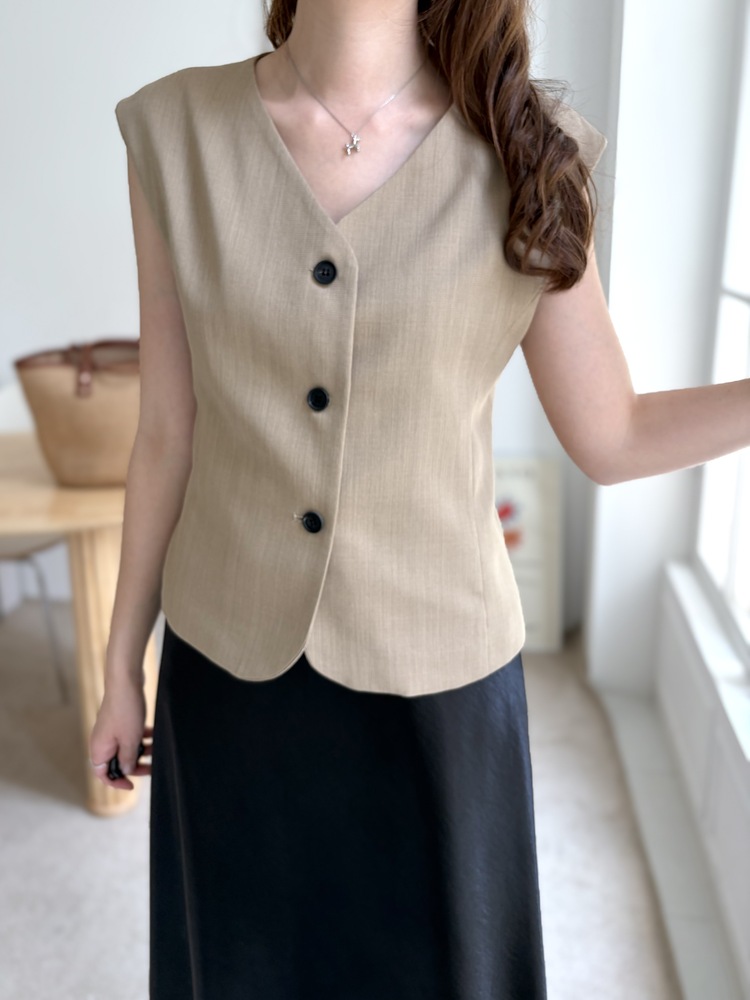 Signature Linen Blend Vest (Camel)