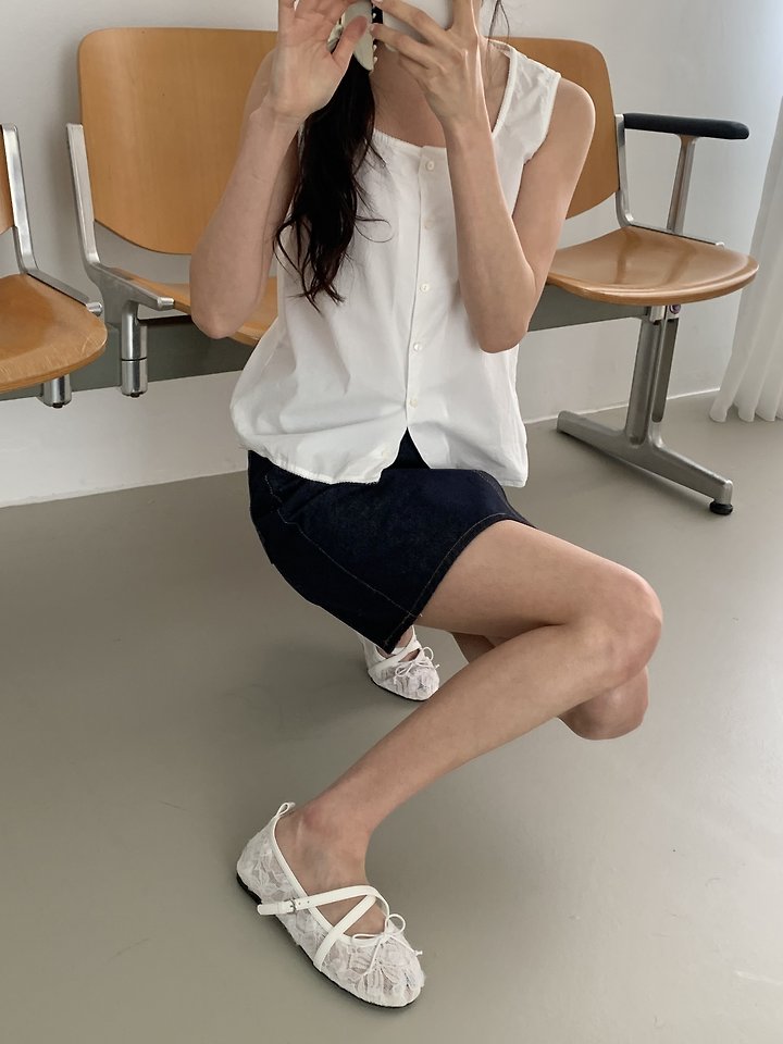 Lacie Strap Flat (2 colors)