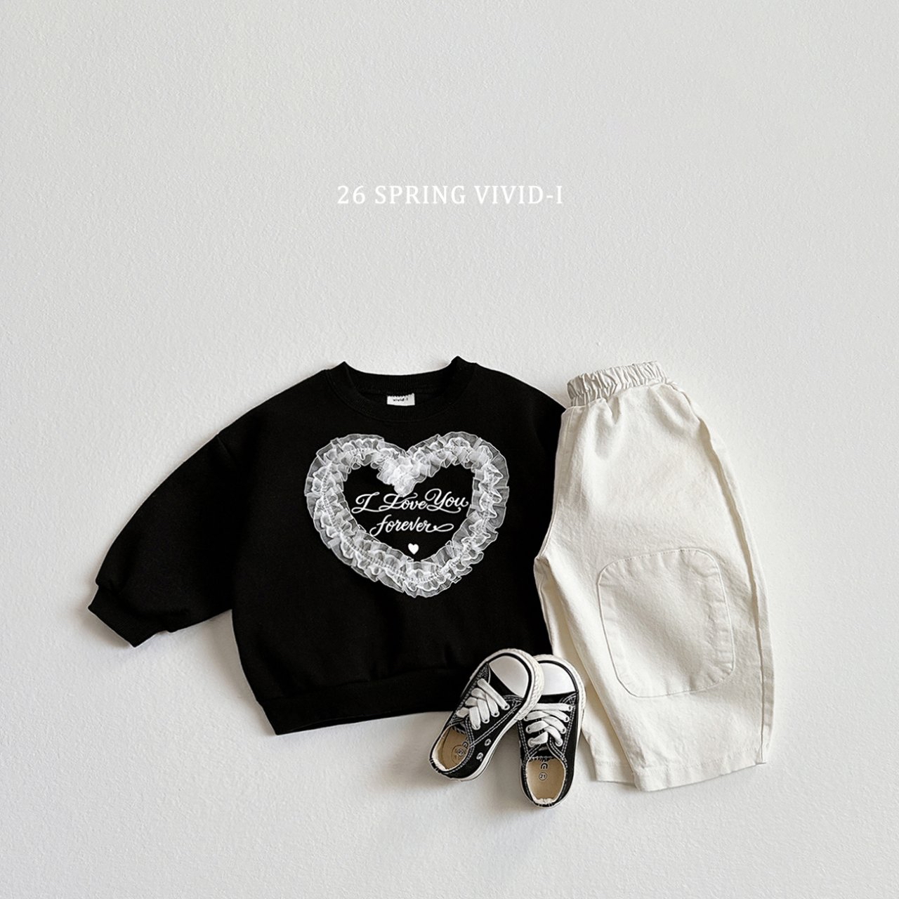 🌸預訂 韓國直送🌸🇰🇷VIVIDI四色心形蕾絲字母印花寬鬆衛衣