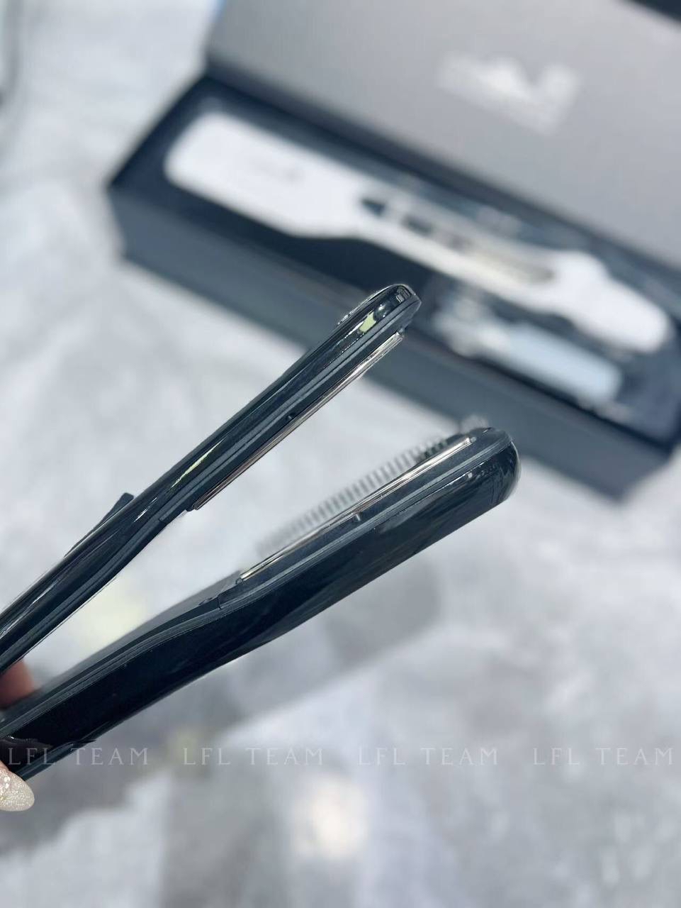 P985 蒸汽护发直发器