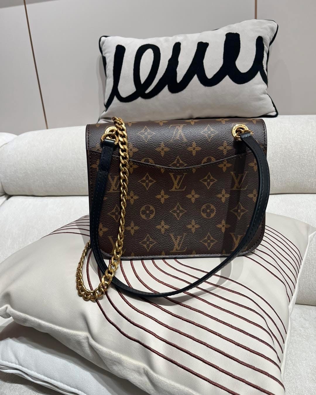 Lv passy chain bag M45592 100%Authentic,98%New ✅防塵袋✅box