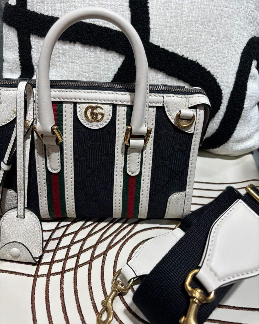 GUCCI Ophidia Mini Top Handle 2 way bag  100%Authentic,99%new unused ✅Tap ✅booklet✅ strap ✅dust bag  