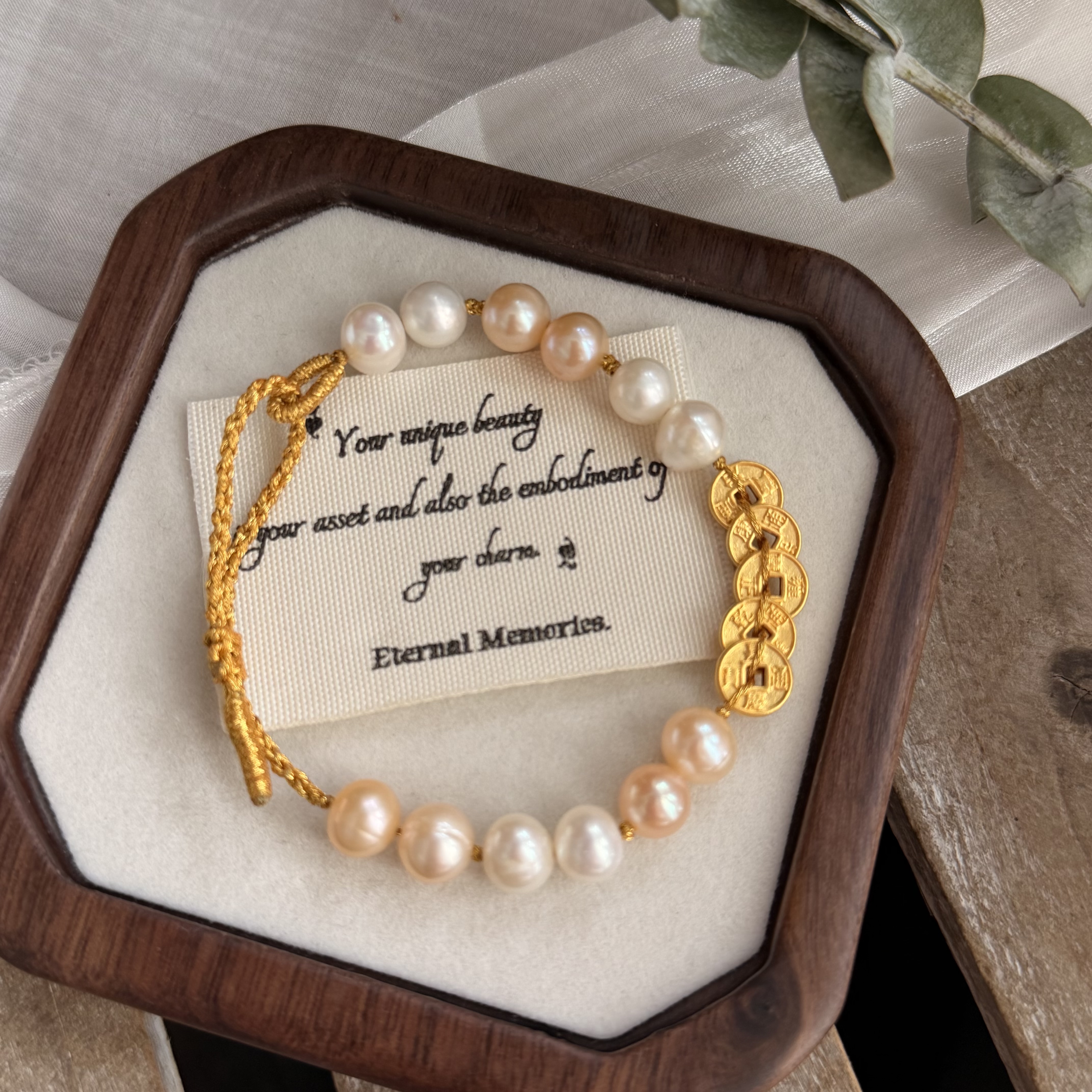 𝟵𝟵𝟵硬金五帝錢襯𝟳𝗺𝗺天然淡水珍珠