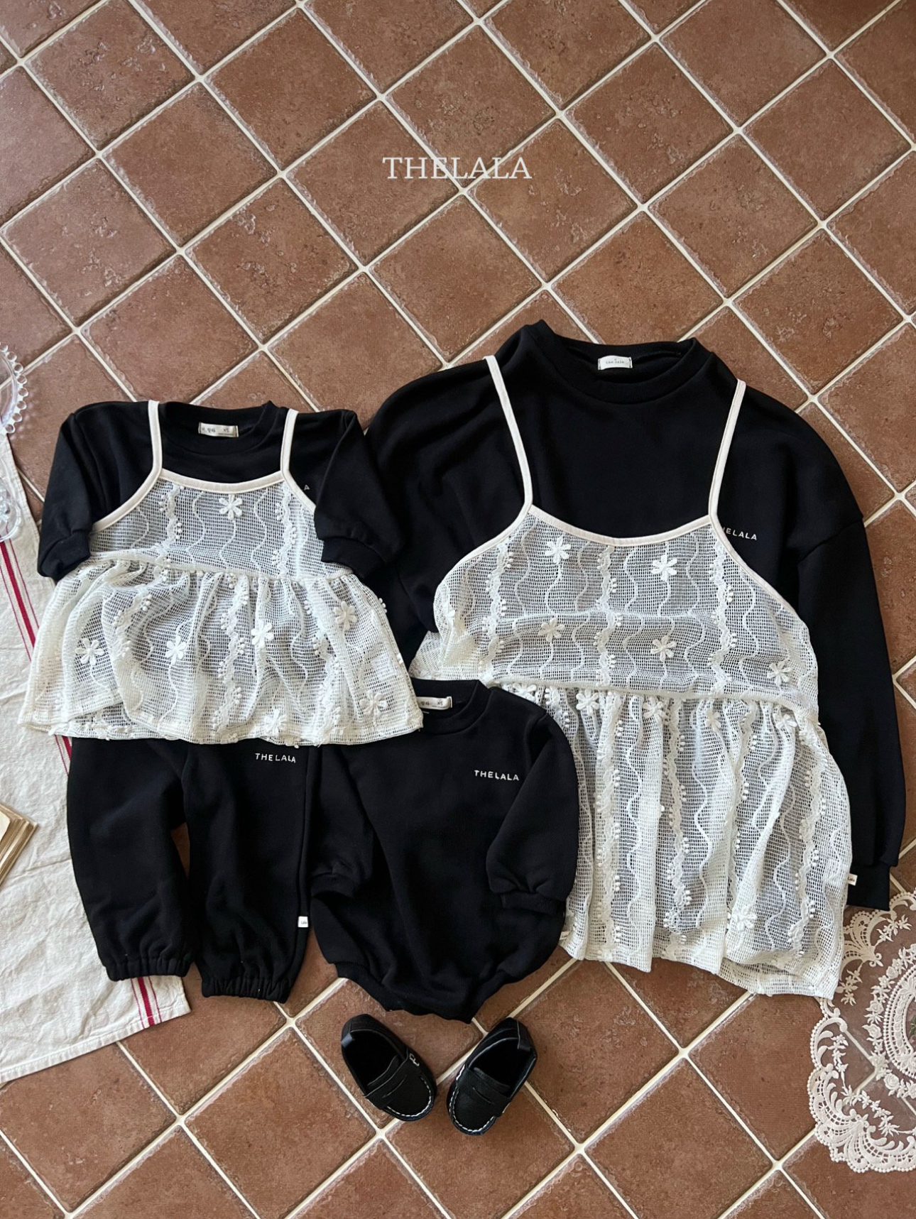 🌸預訂 韓國直送🌸🇰🇷THELALA六色親子款標誌刺繡衛衣