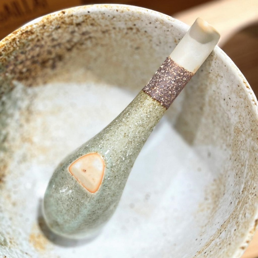 【日本製】美濃燒三色掛耳手把陶瓷匙羹