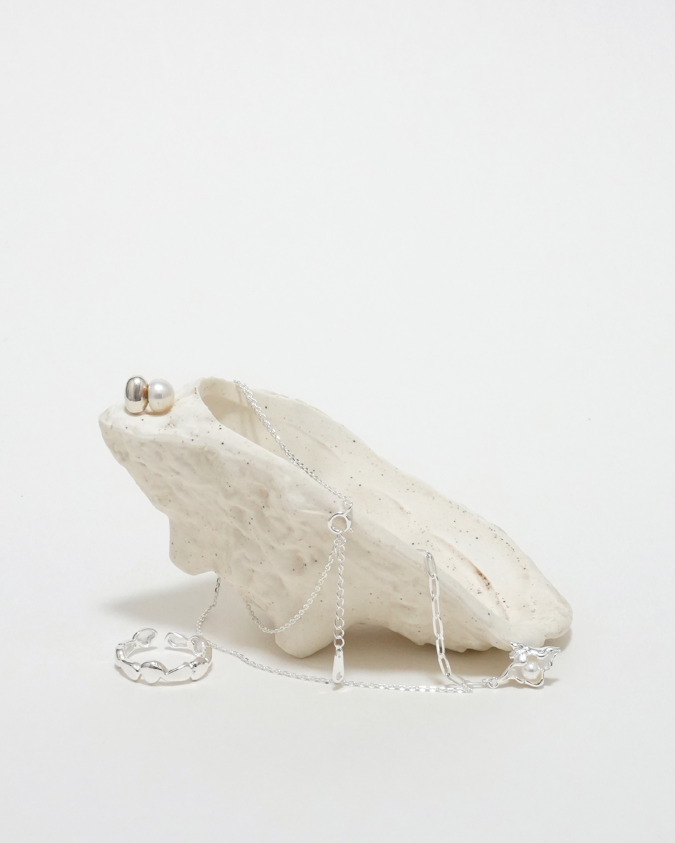 Serene Seashell Necklace