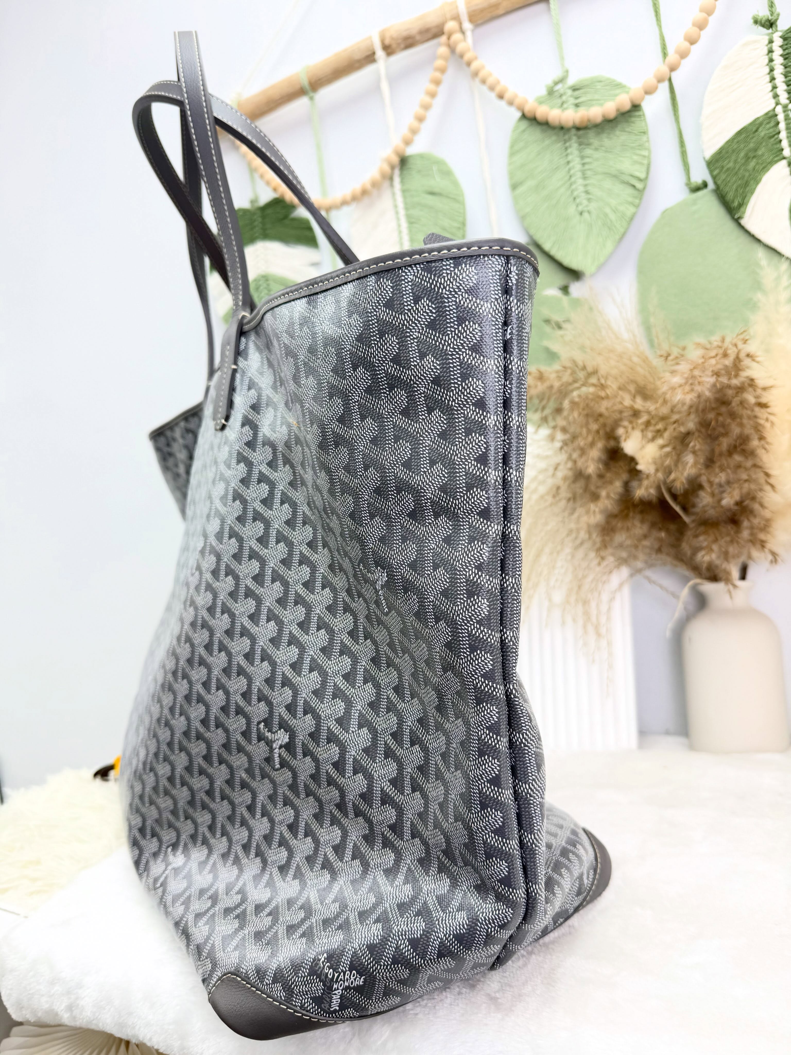 👜 PRE OWNED 🛍️灰色artois tote gm size 有鎖頭鎖匙 有塵袋🩶 