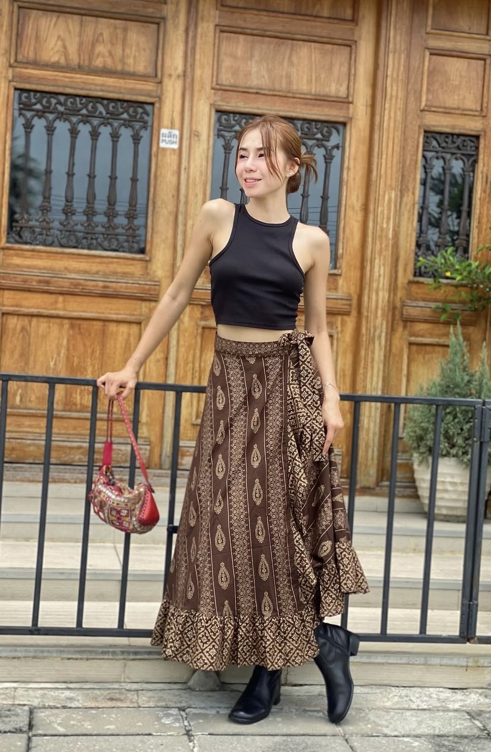泰國名牌CHEVA - 啡色腰果花燙金Wrap Skirt