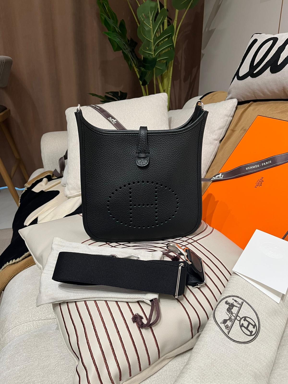 全新Hermes Evelyne 23 STAMP G 黑銀 100%Authentic, Brand New 全新 ✅專門店收據✅塵袋✅盒
