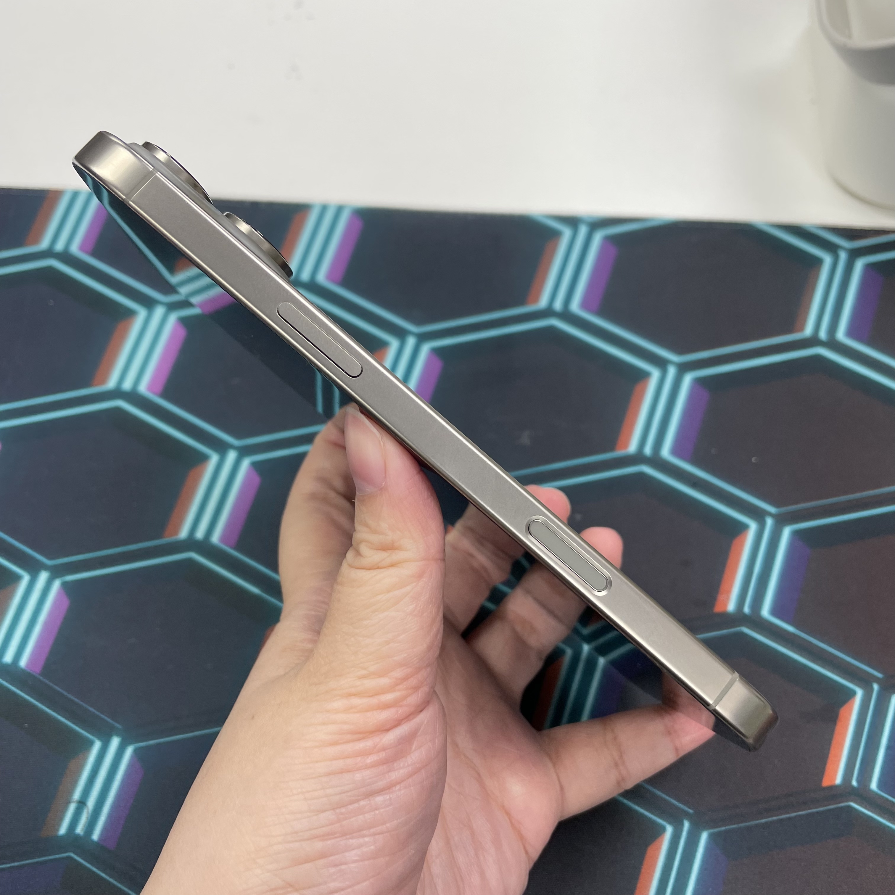 *6442 16 pro max 完美機 256GB 電89 原色 gray