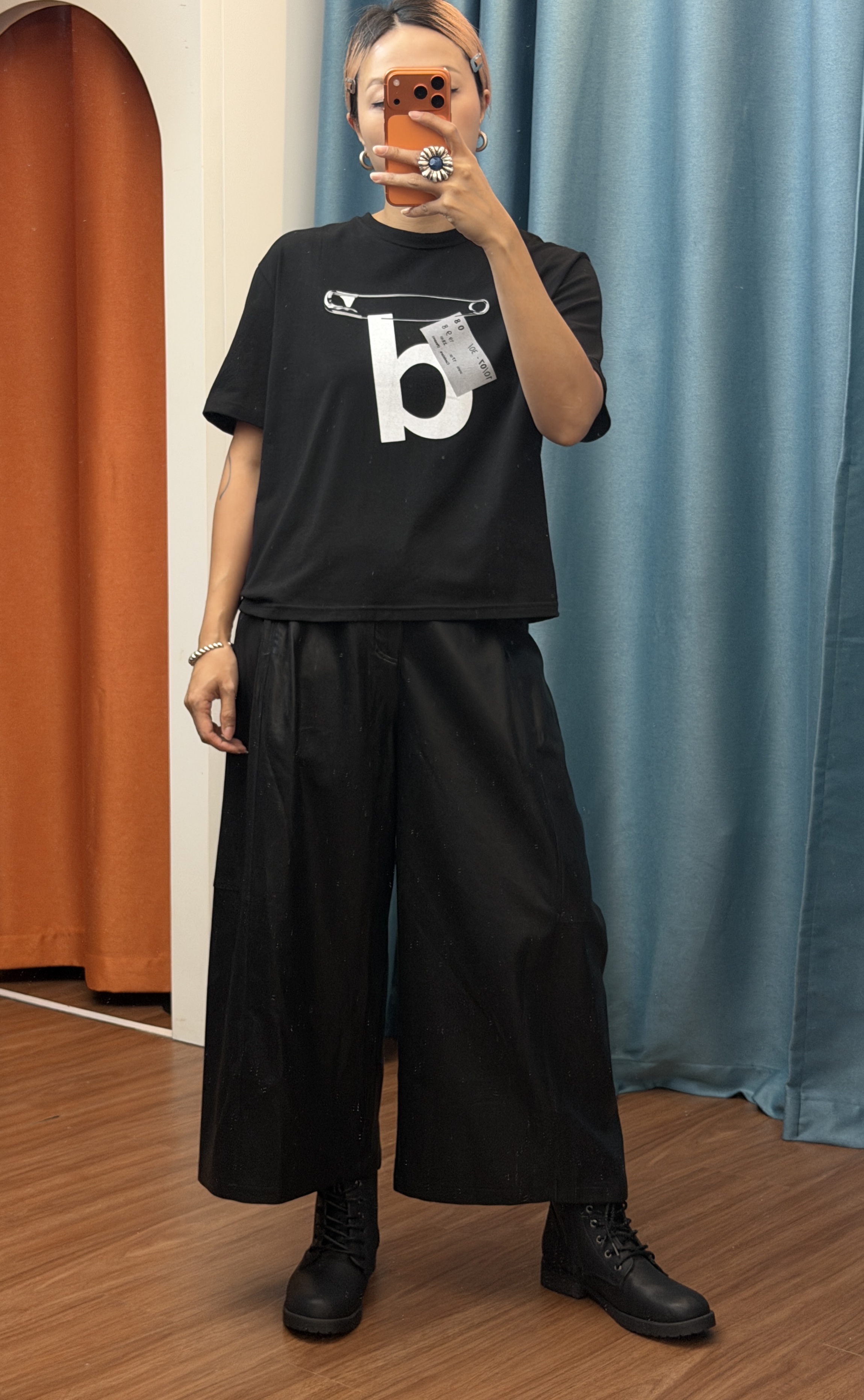 扣針印花字母短袖T