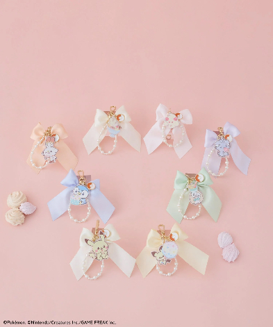 🎀【預訂】 PokePeace x Maison de FLEUR 絲帶掛飾 - Pikachu