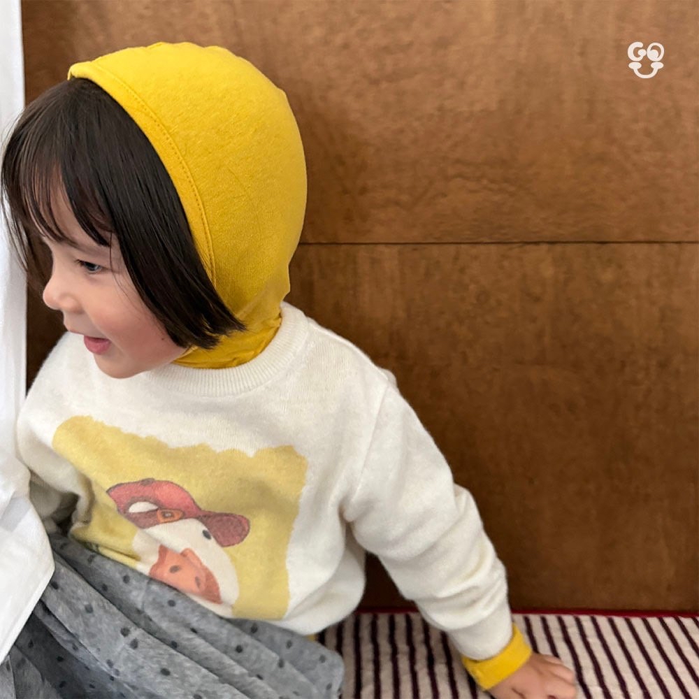 GOU | Versatile Hooded Turtleneck (with mom)