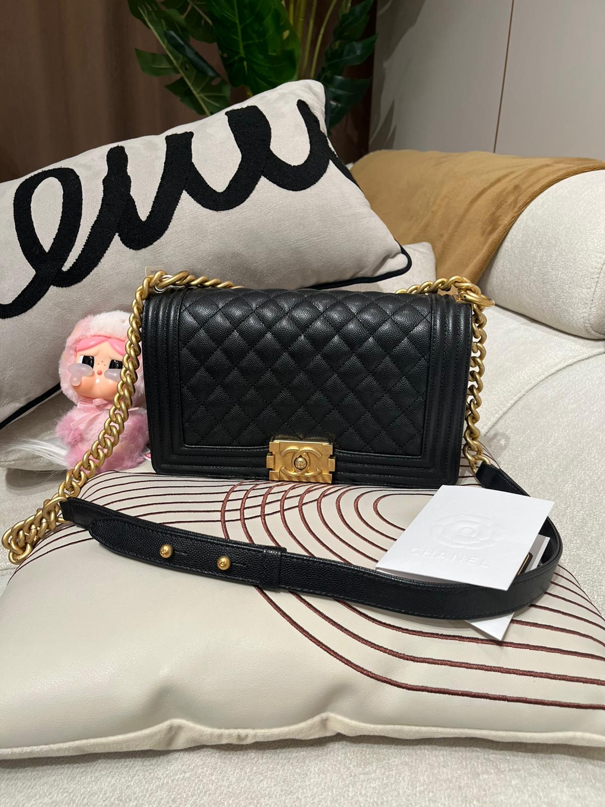 Chanel boy 25cm A67086 黑色荔枝牛皮金扣 100%Authentic,Unused ✅專門店收據收據✅28CARD✅dust bag✅box