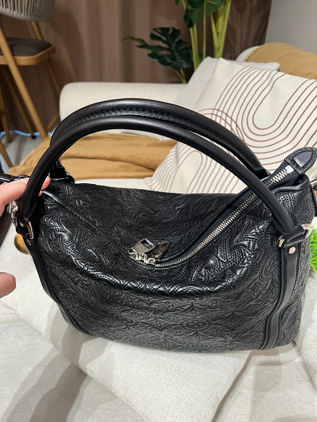 Lv hobo Ixia MM 2way bag Antheia leather,100%Authentic,98%new ✅dust bag 