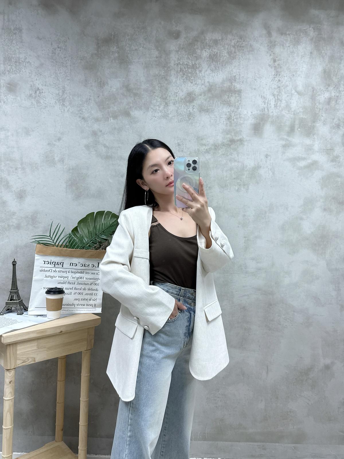 B06 銀扣方領長Bra top