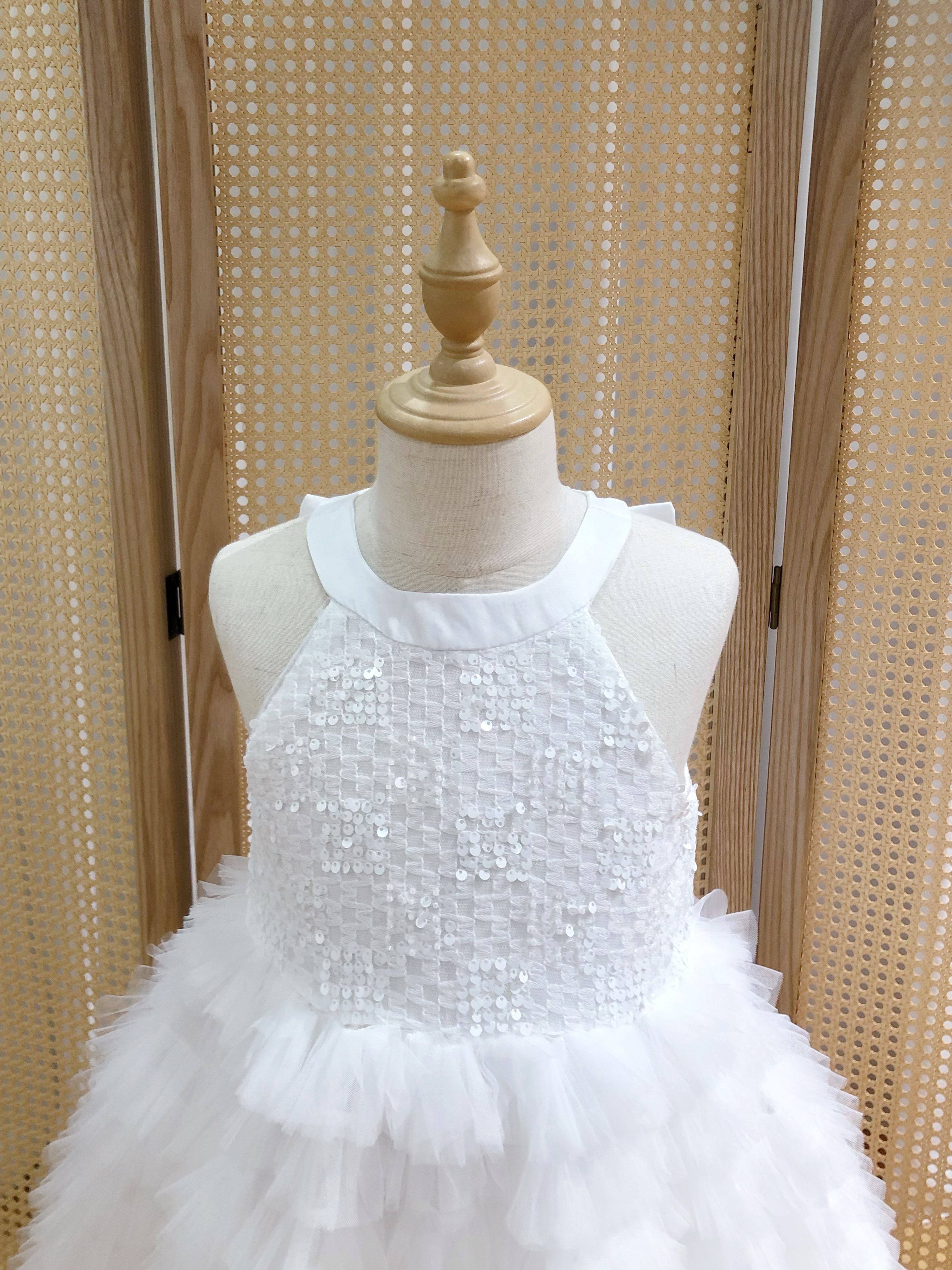 Elegant White Princess Dress with Ruffled Skirt