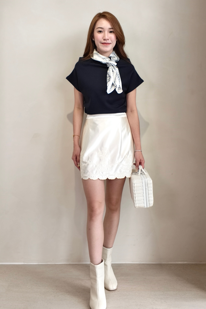 309941 Sculpted Drape Blouse