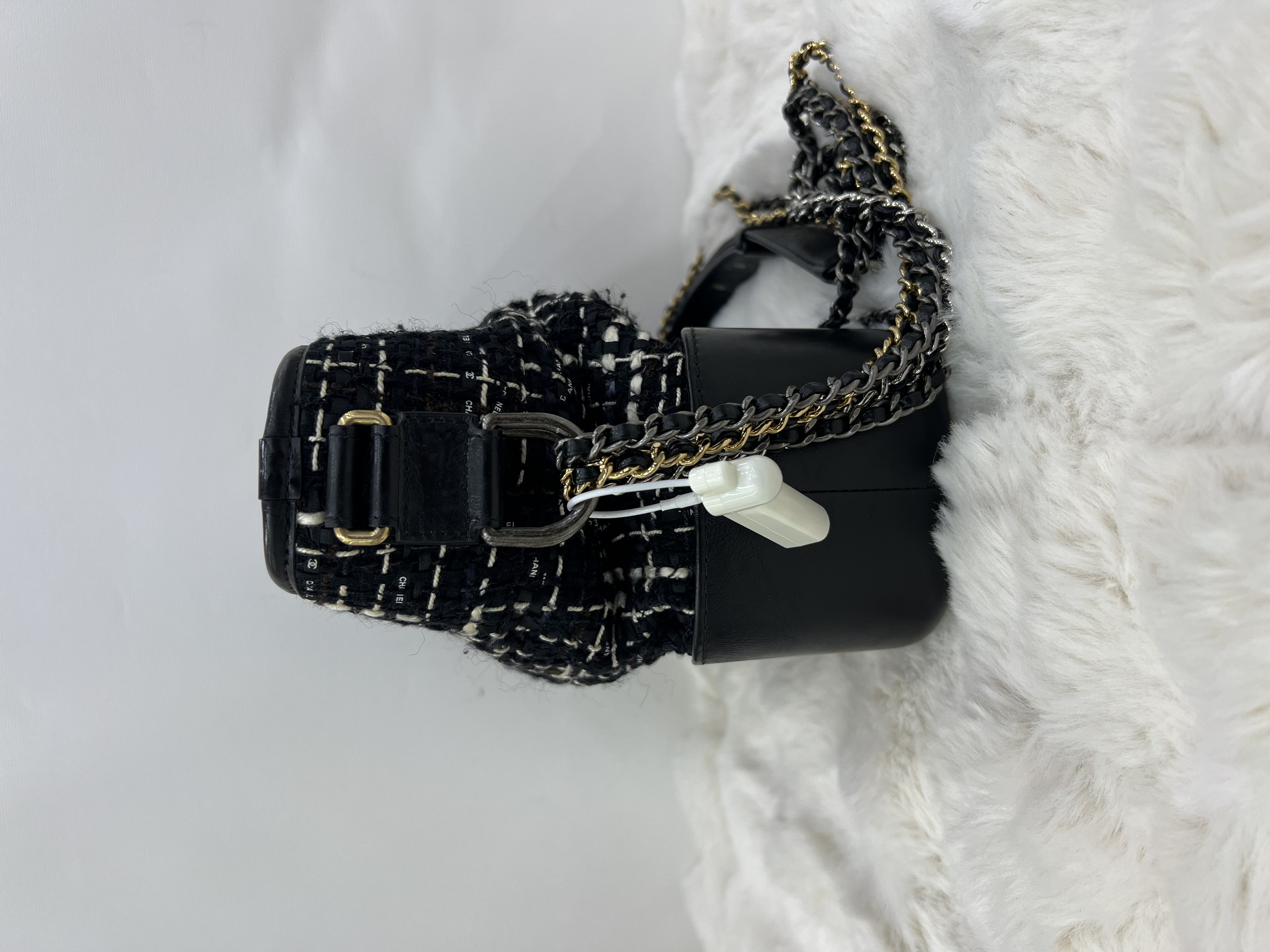 直播貨品 |  [1個-$100 2個-$300］R26