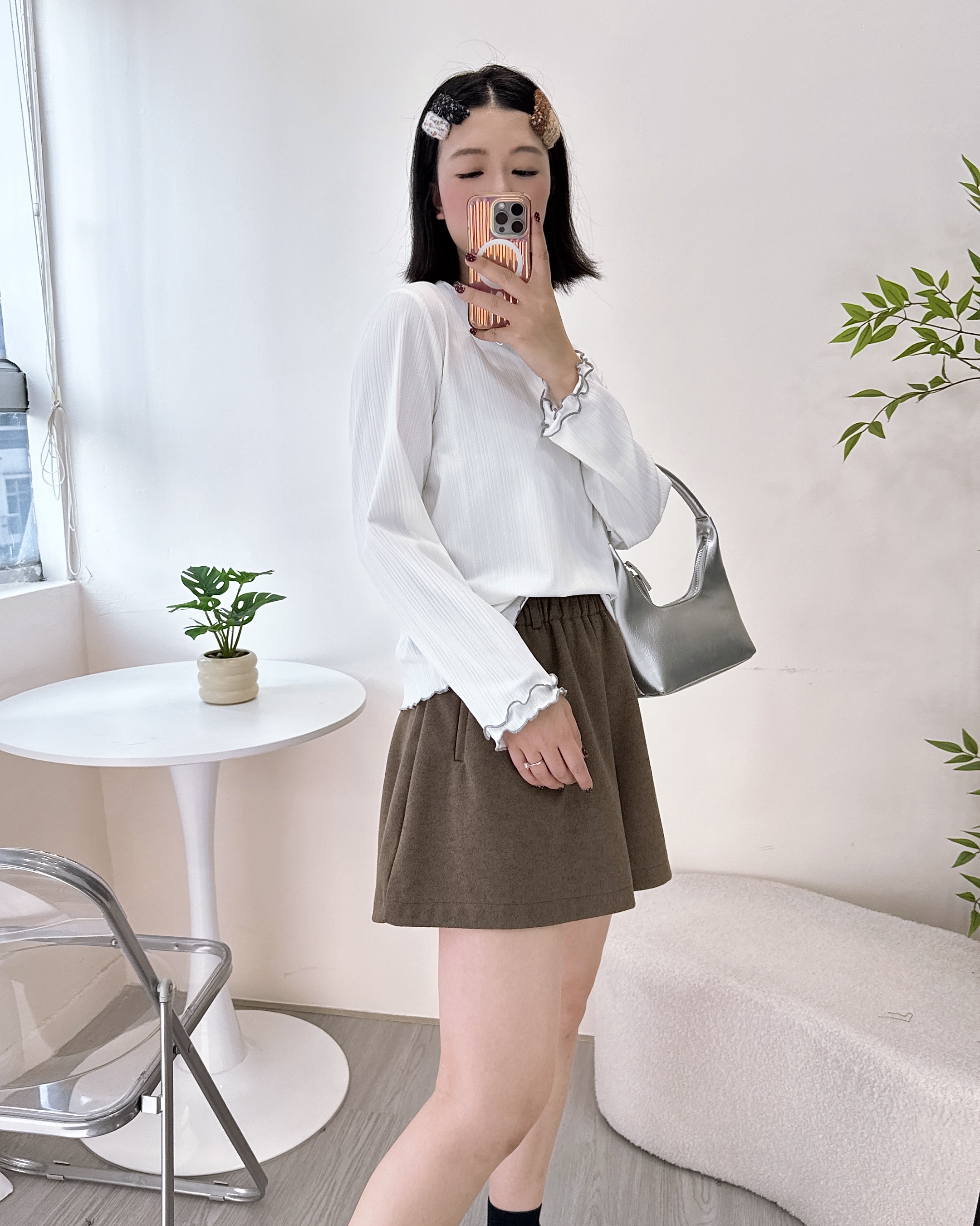 親膚直紋荷葉邊上衣 2色