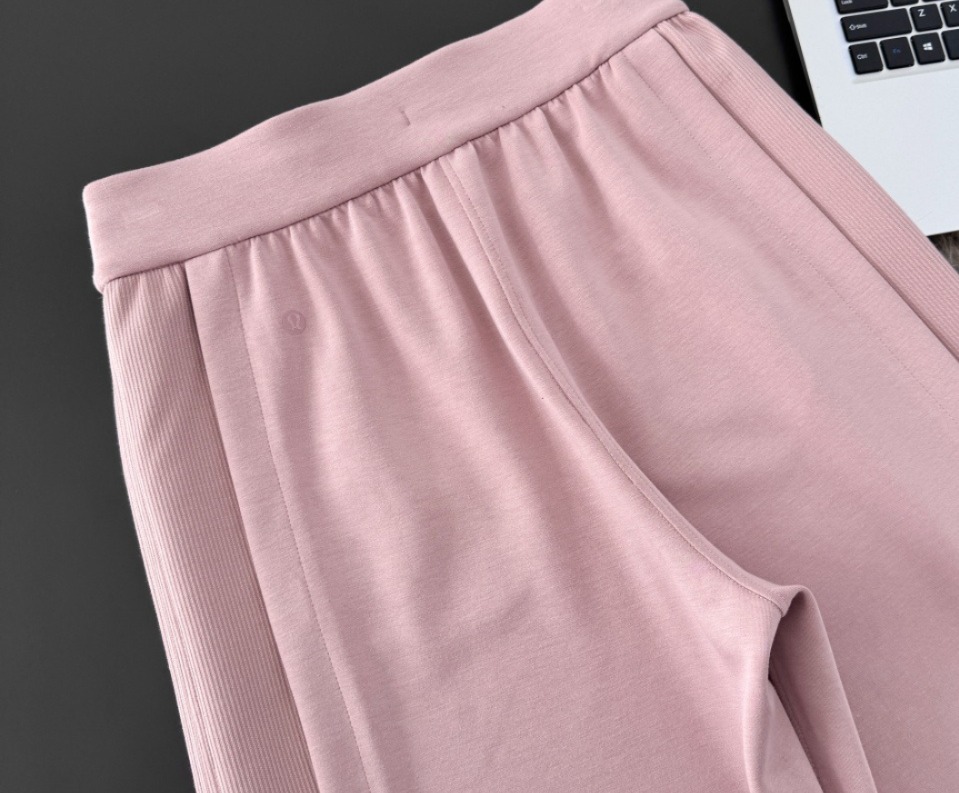 Lululemon Contrast-Ribbed Softstreme 羅紋闊腳開衩褲