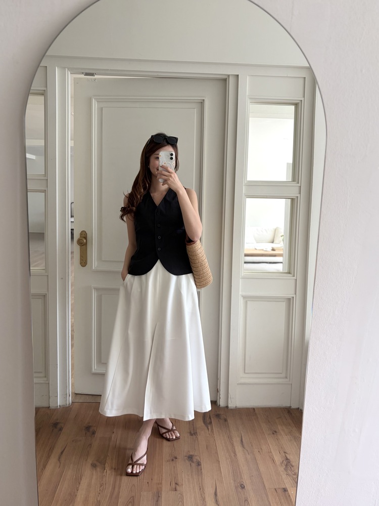 Front-Slit Midi Flare Skirt (Ivory)