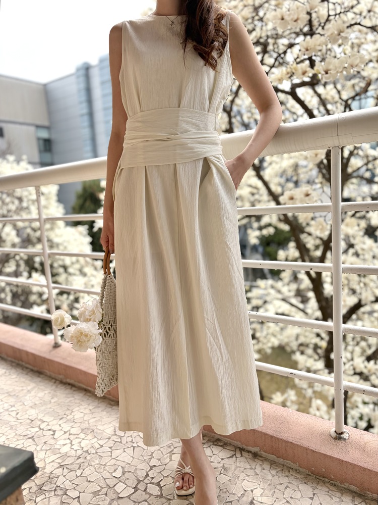 Arya Two-Way Textured Dress (Ivory)