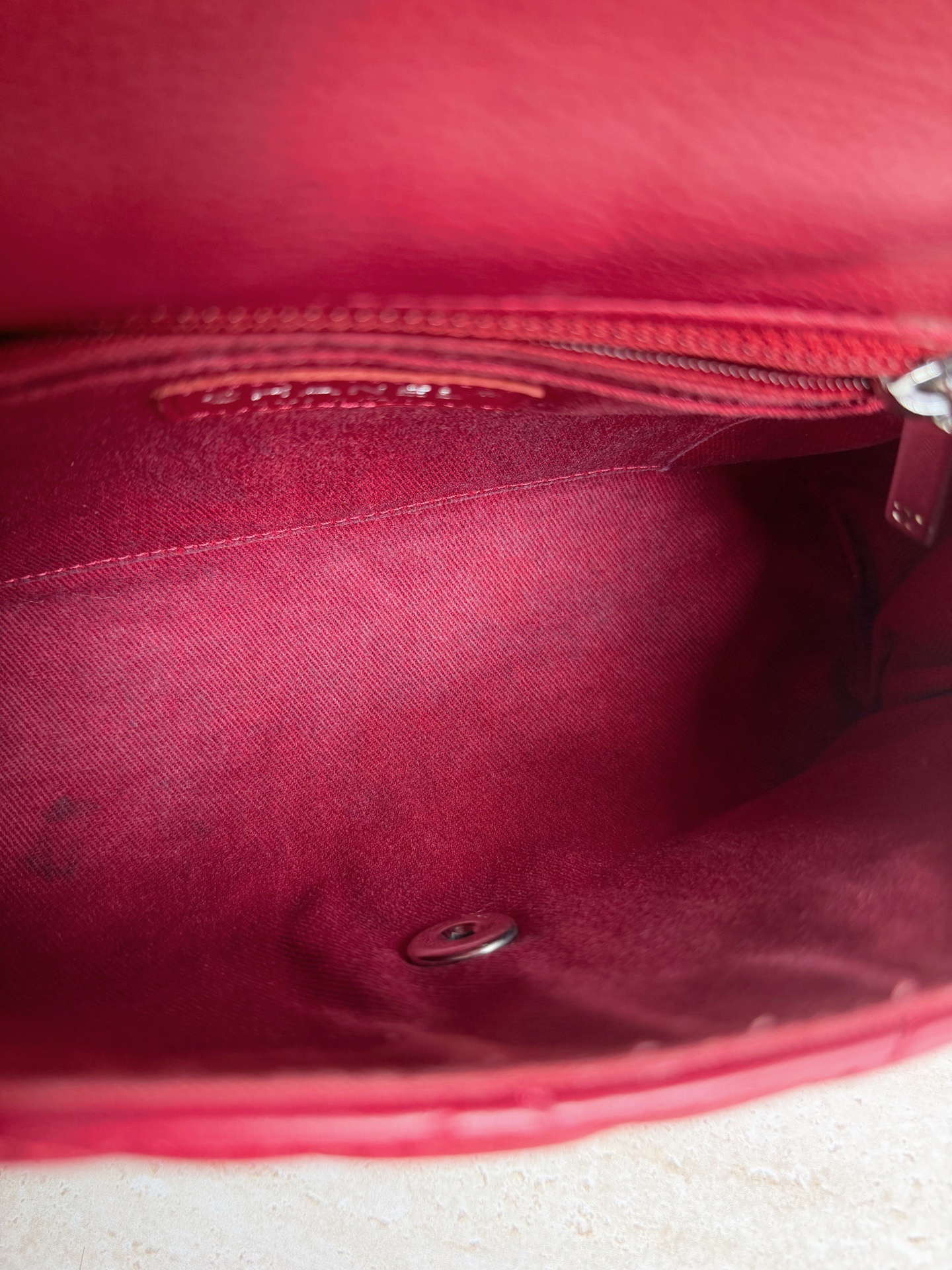 【預訂貨品】Chanel紅色菱格元寶包 