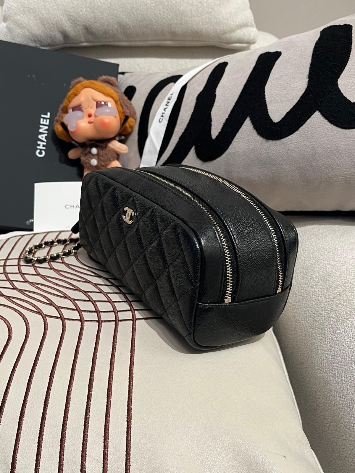 全新 Chanel Caviar Skin Gold Tone Metal Zip Pouch AP3702  100%Authentic,全新未使用品unused ✅晶片✅Dust ba✅Box