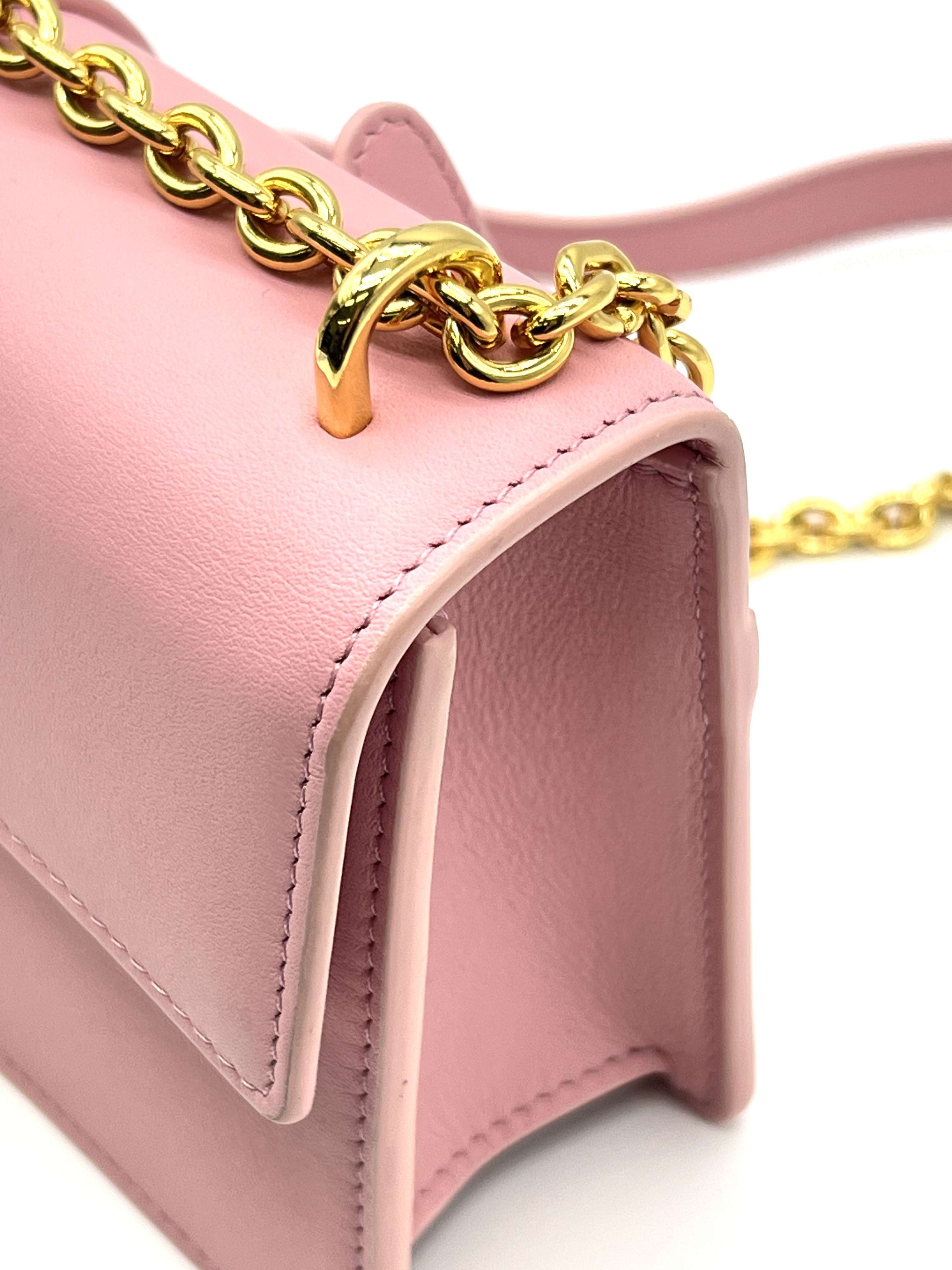 Pre-Owned DIOR Montaigne East-West / Product Code: 26041402