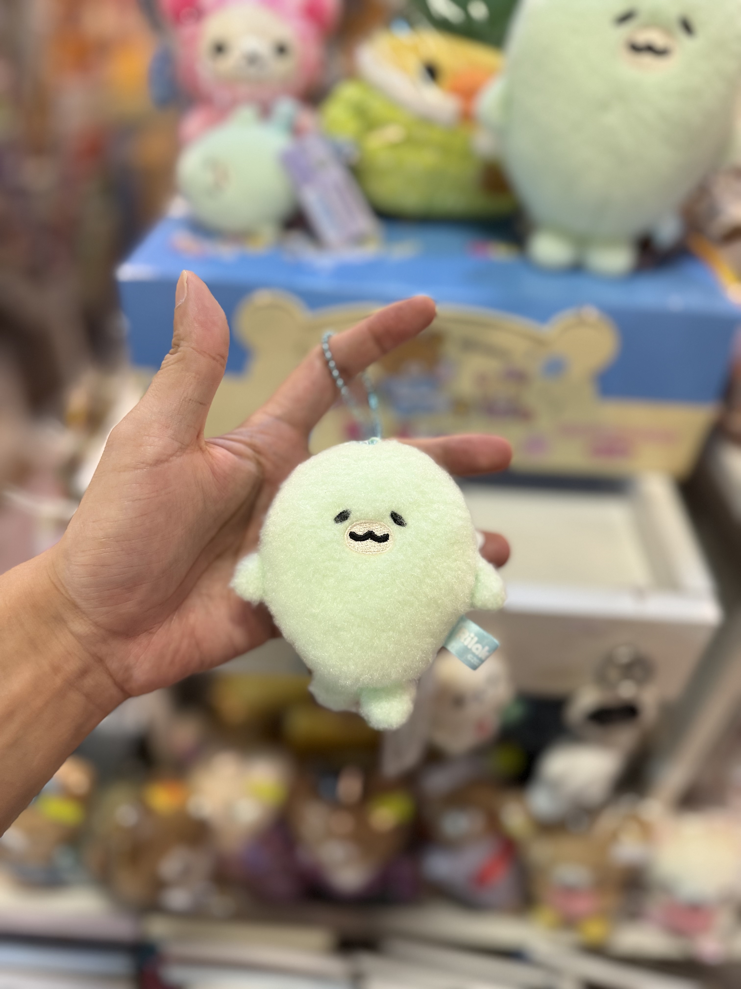 《現貨》全新Rilakkuma瓦瓦貓系列小海豹 手玉公仔。掛飾。公仔
