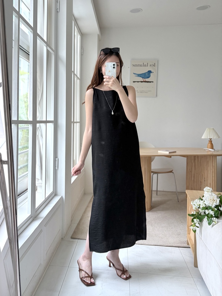 Boat Neck Layered Dress (Black)