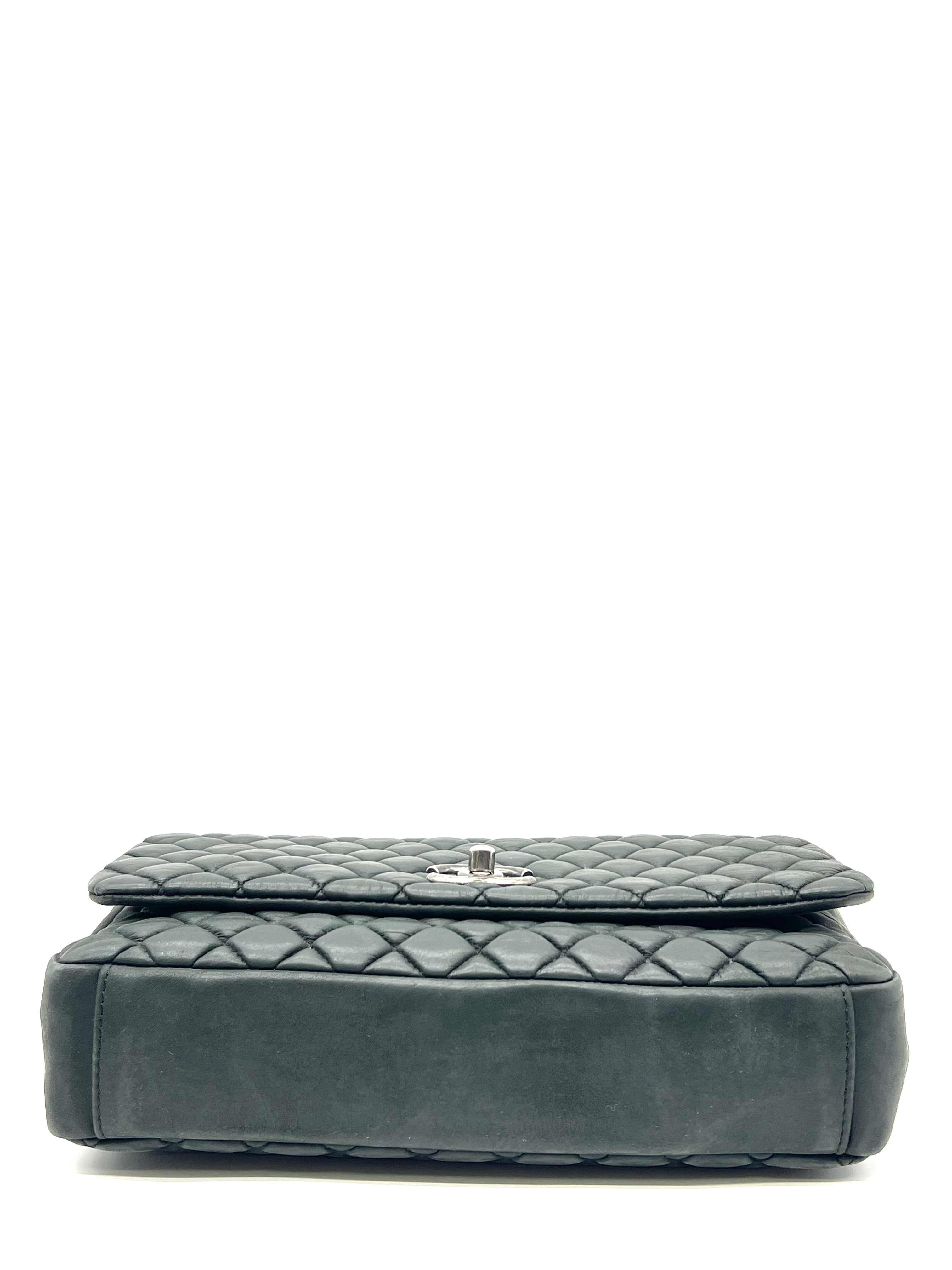Pre-Owned CHANEL Chain Shoulder Bag / Product Code: 26051009