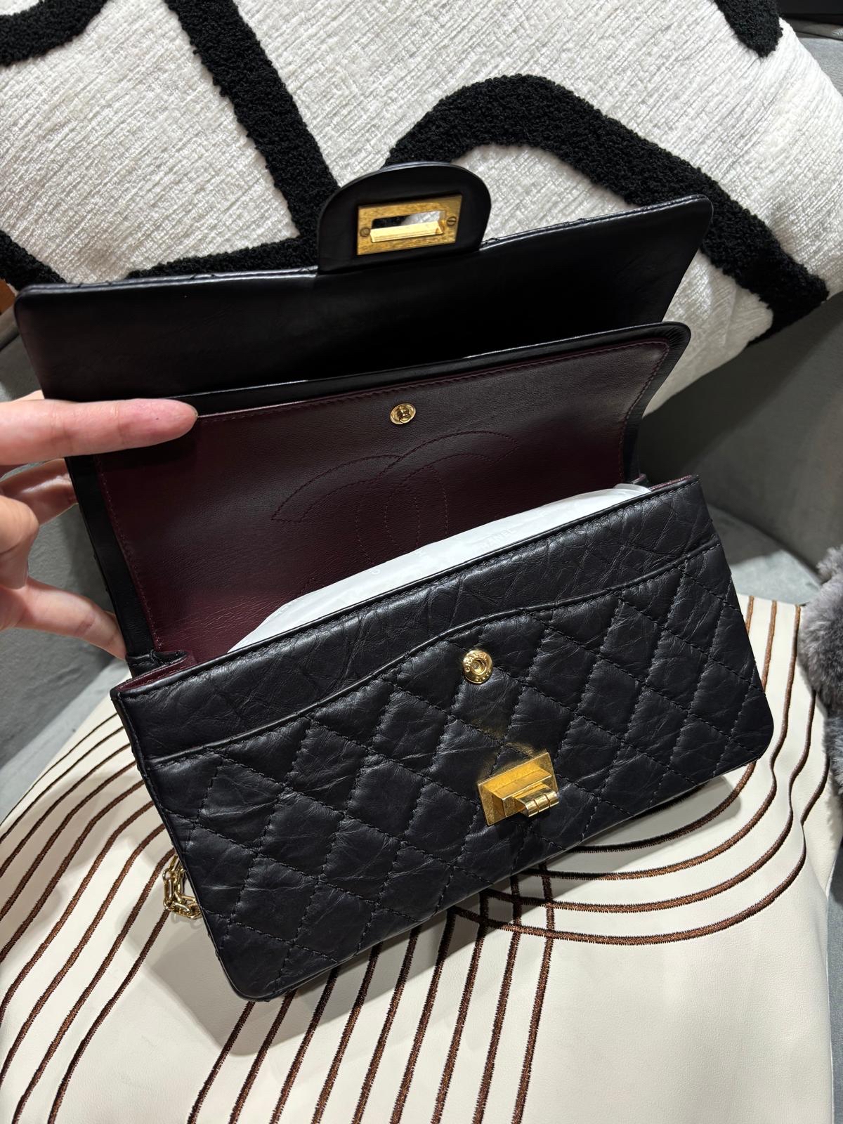 Chanel 2.55 Flap Bag Small 黑色金扣100%Authentic, 95%New ✅Card ✅Dust bag✅Box