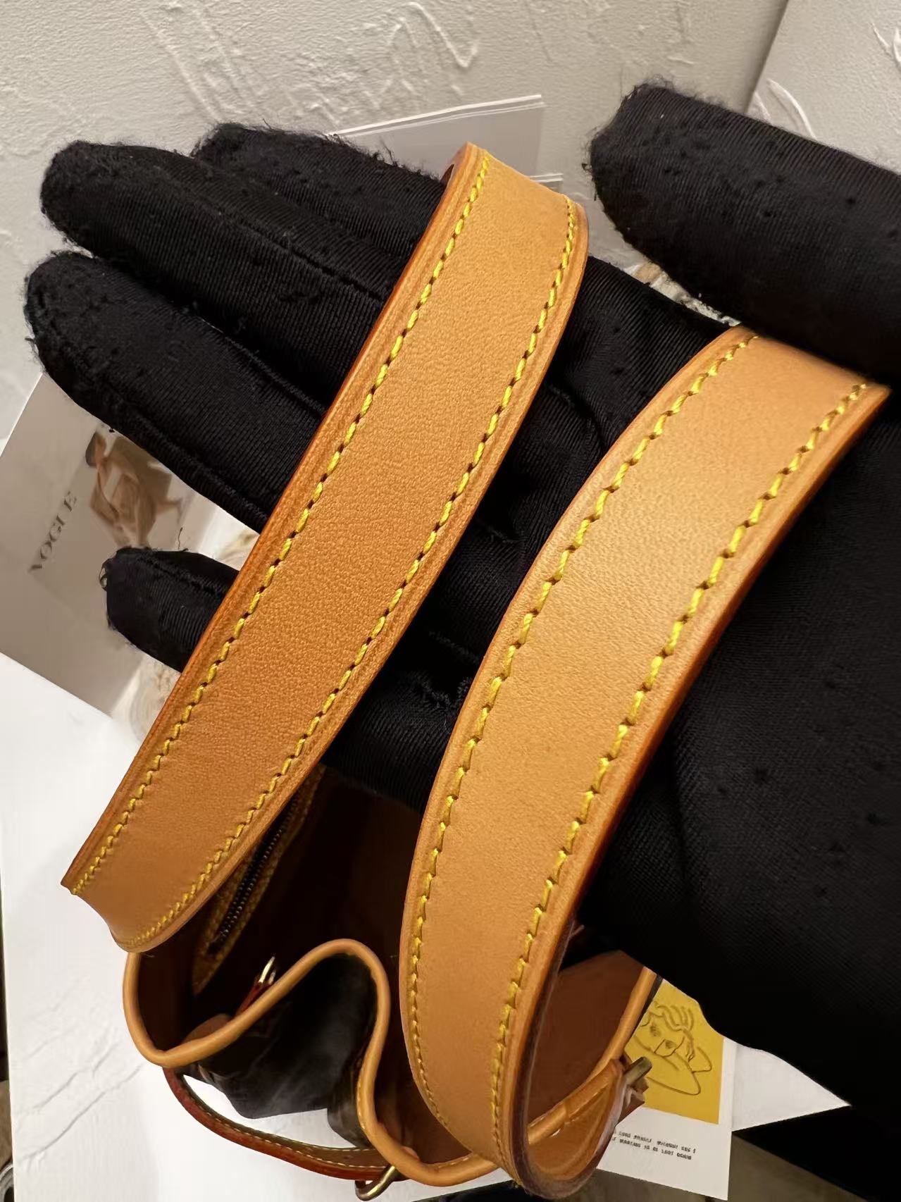 LV Monogram Batignolles Vertical Bag