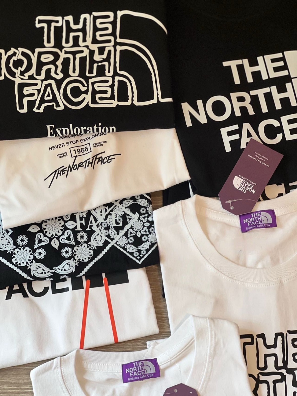 共有20款(隨機)S-4XL碼**2條$155**🔆TNF福袋Tee🔆