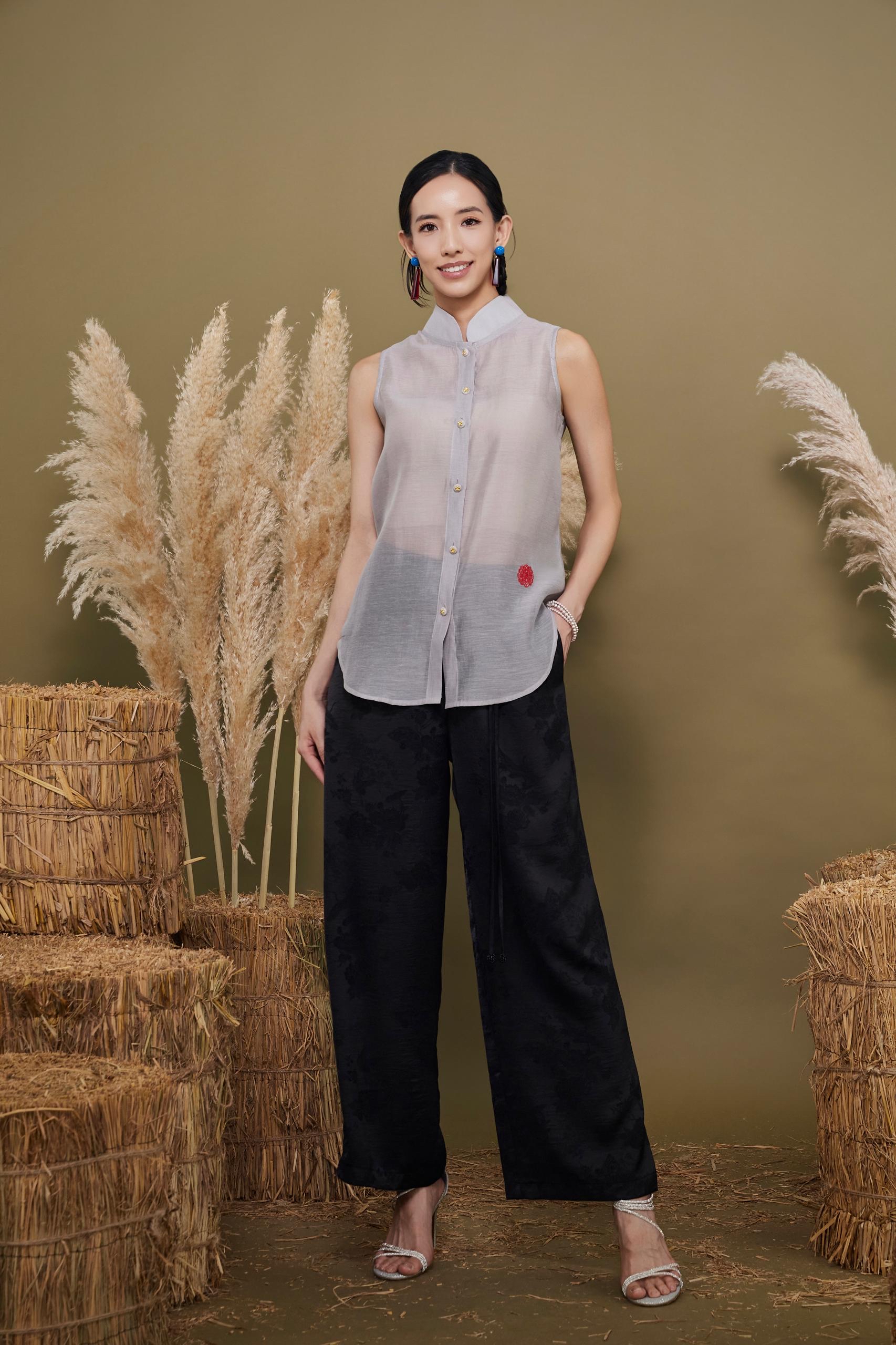 CB2784 Mandarin Collar Sheer Sleeveless Blouse