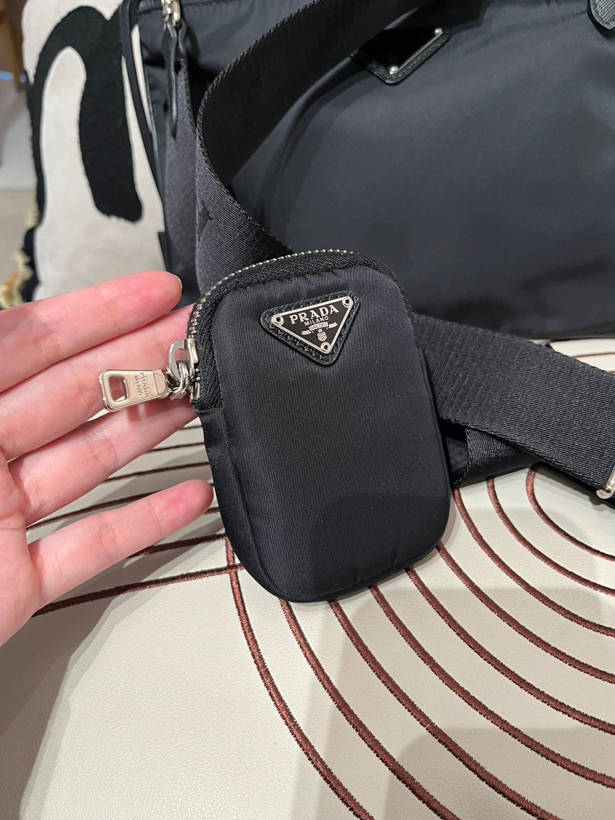 Prada re-edition re-nylon 2 way bag 100%Authentic,98%new ✅coin bag✅dust bag