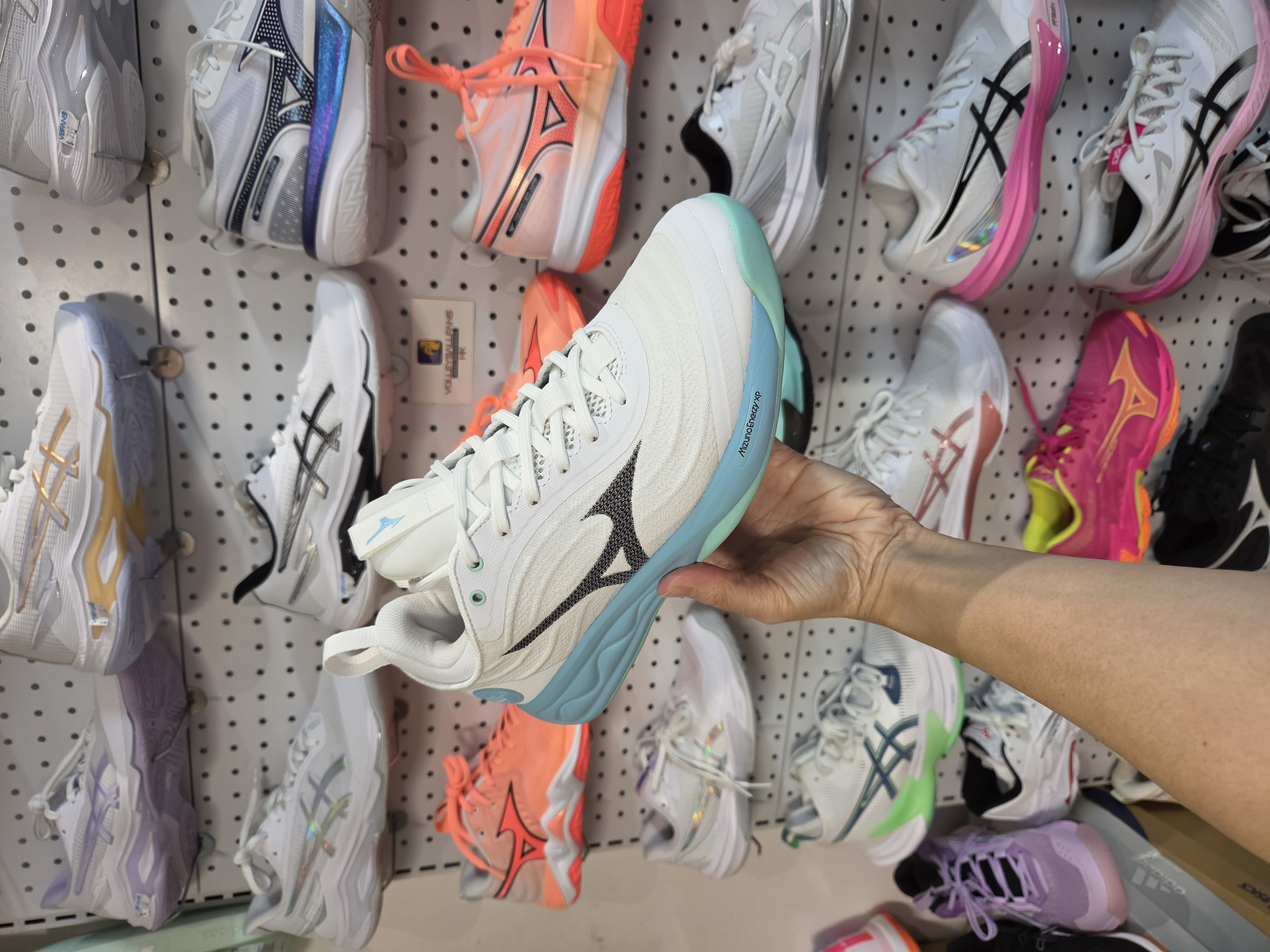 Mizuno Wave Luminous Elite 排球鞋