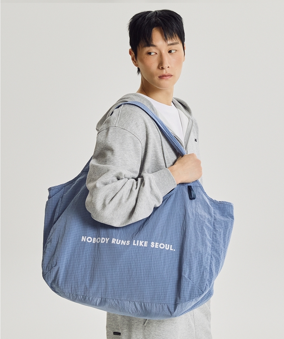 New Balance 首爾系列Packer Carryall Bag 🩶