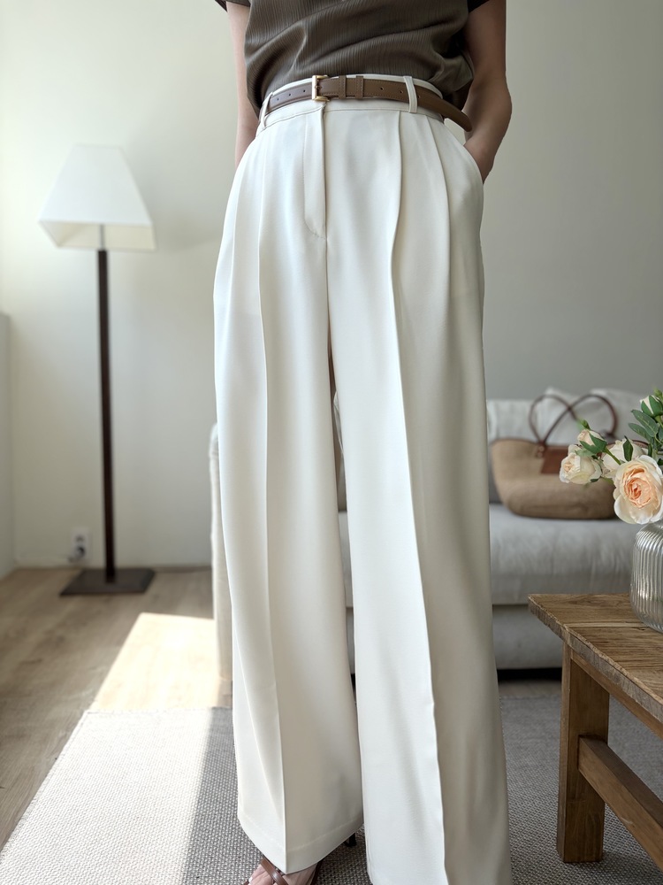 Timeless Pleated Flow Pants (Ivory)