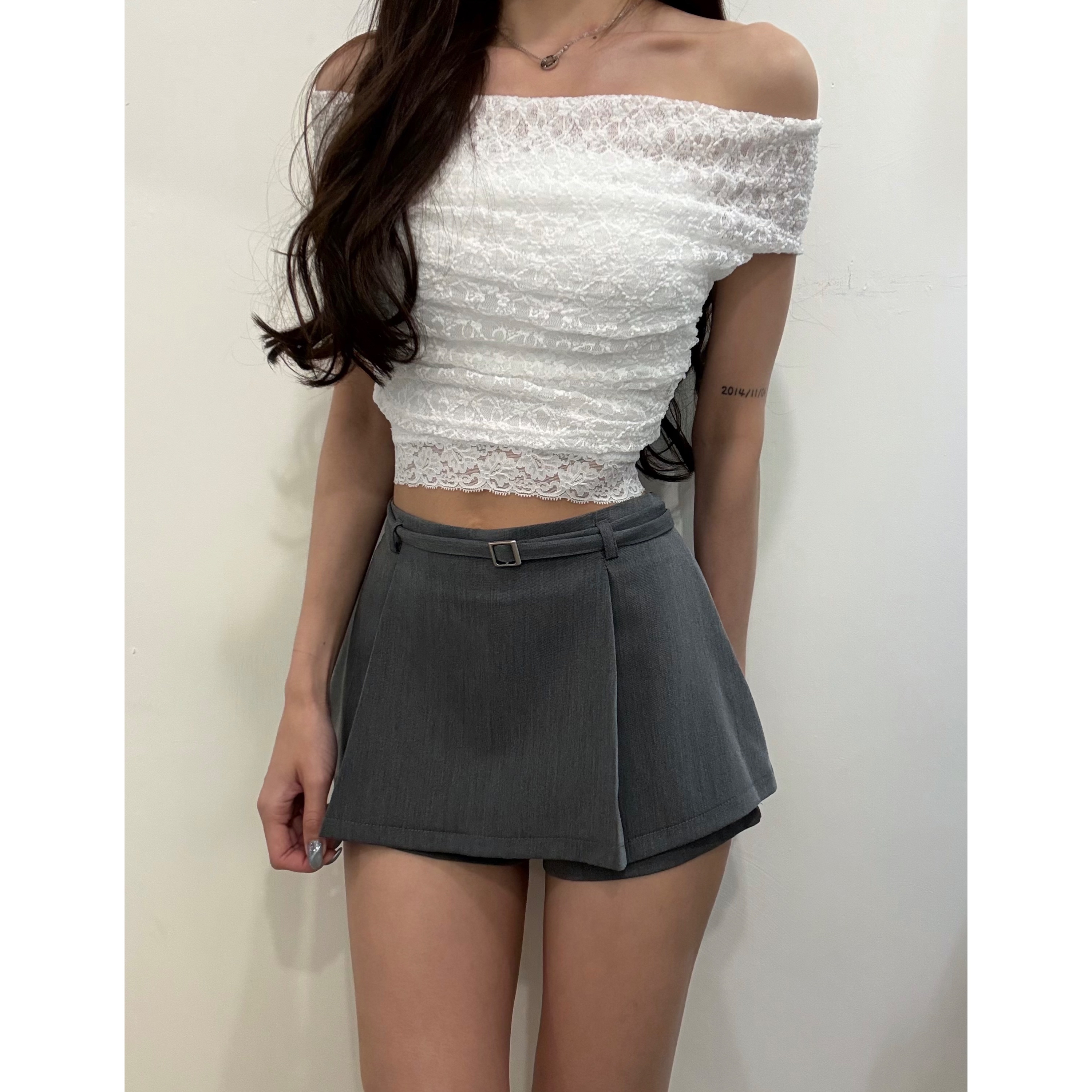 新品價5月8號截💙2605K《2WAYS LACE CROP》