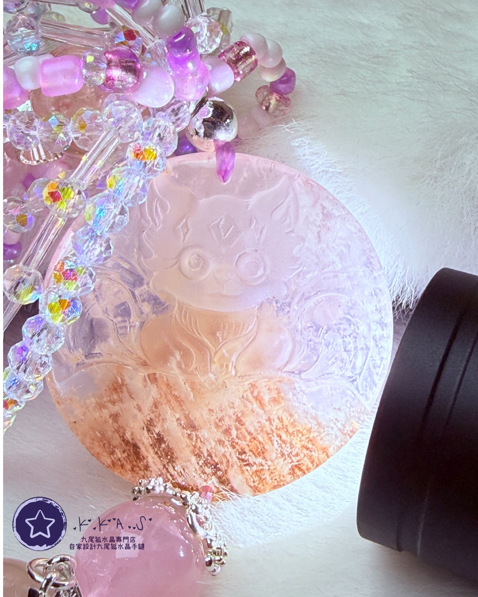 K00265 粉雪花幽靈 小男狐 自家設計手鏈