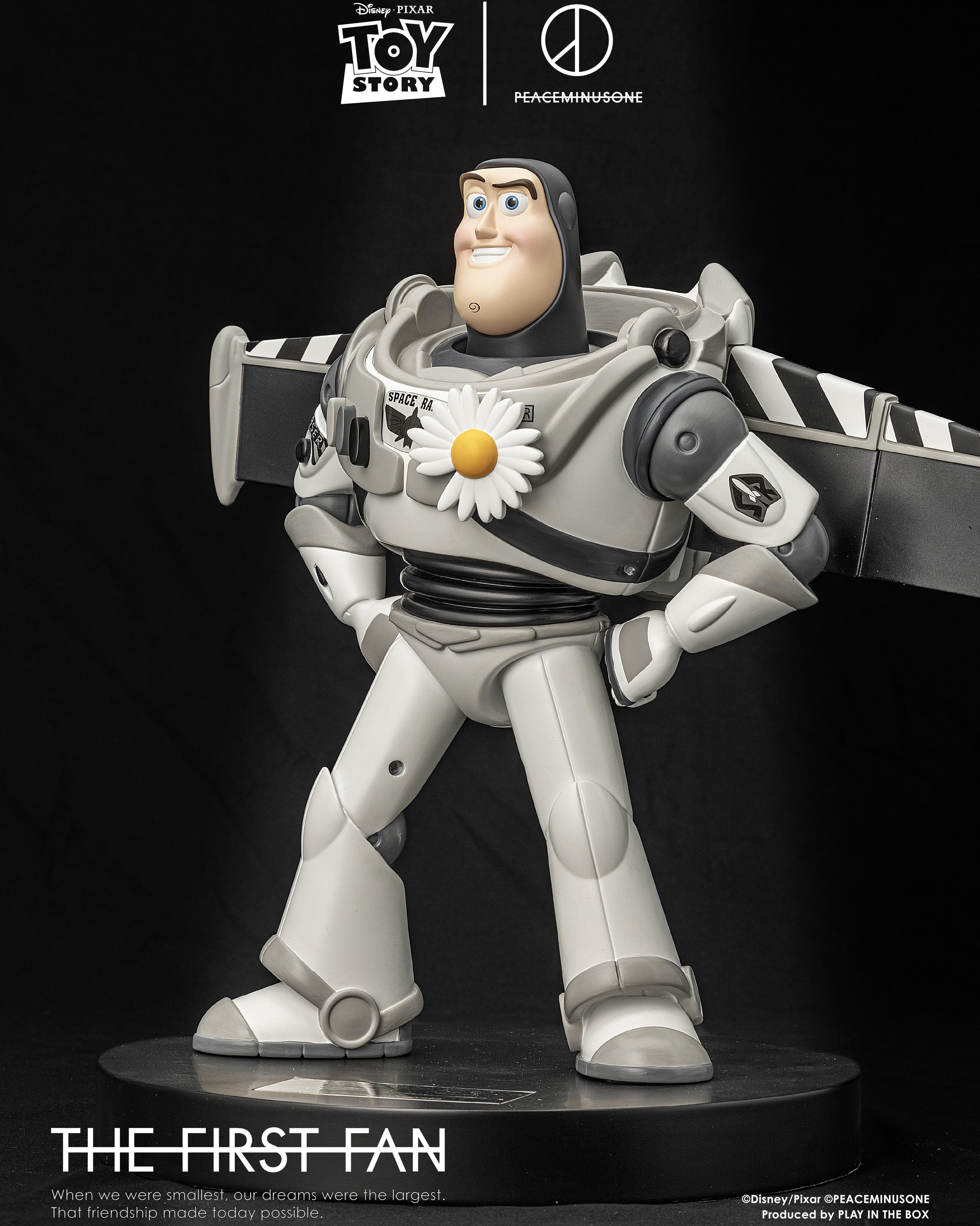 [ G-DRAGON ] Toy Story × PEACEMINUSONE popup store 