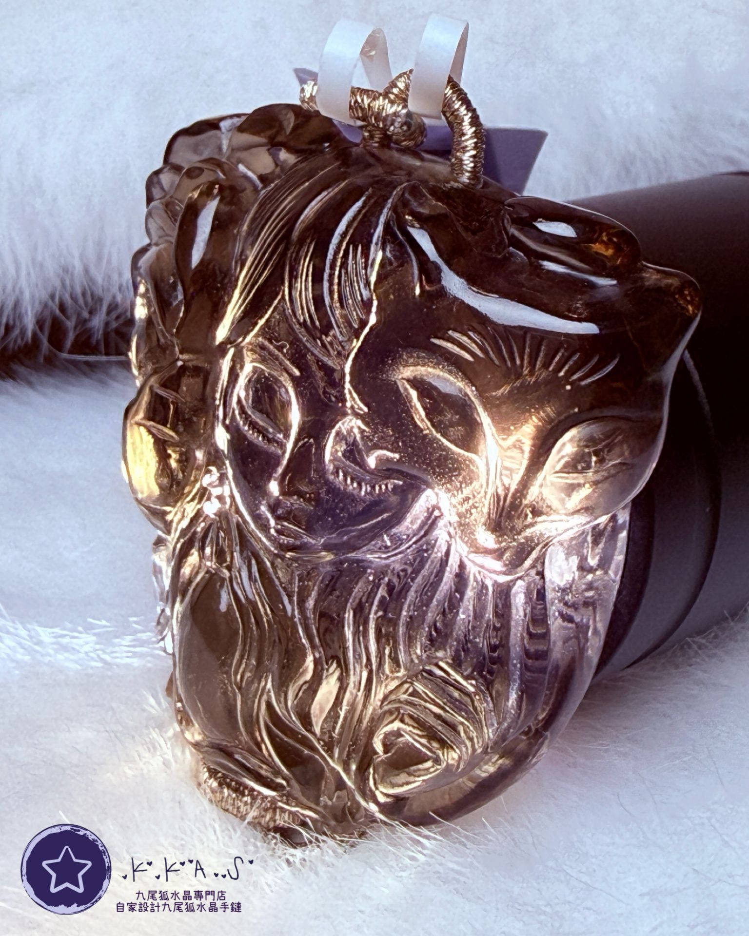 K00111 茶水晶 狐面具女孩 - 吊墜/手牌兩用款