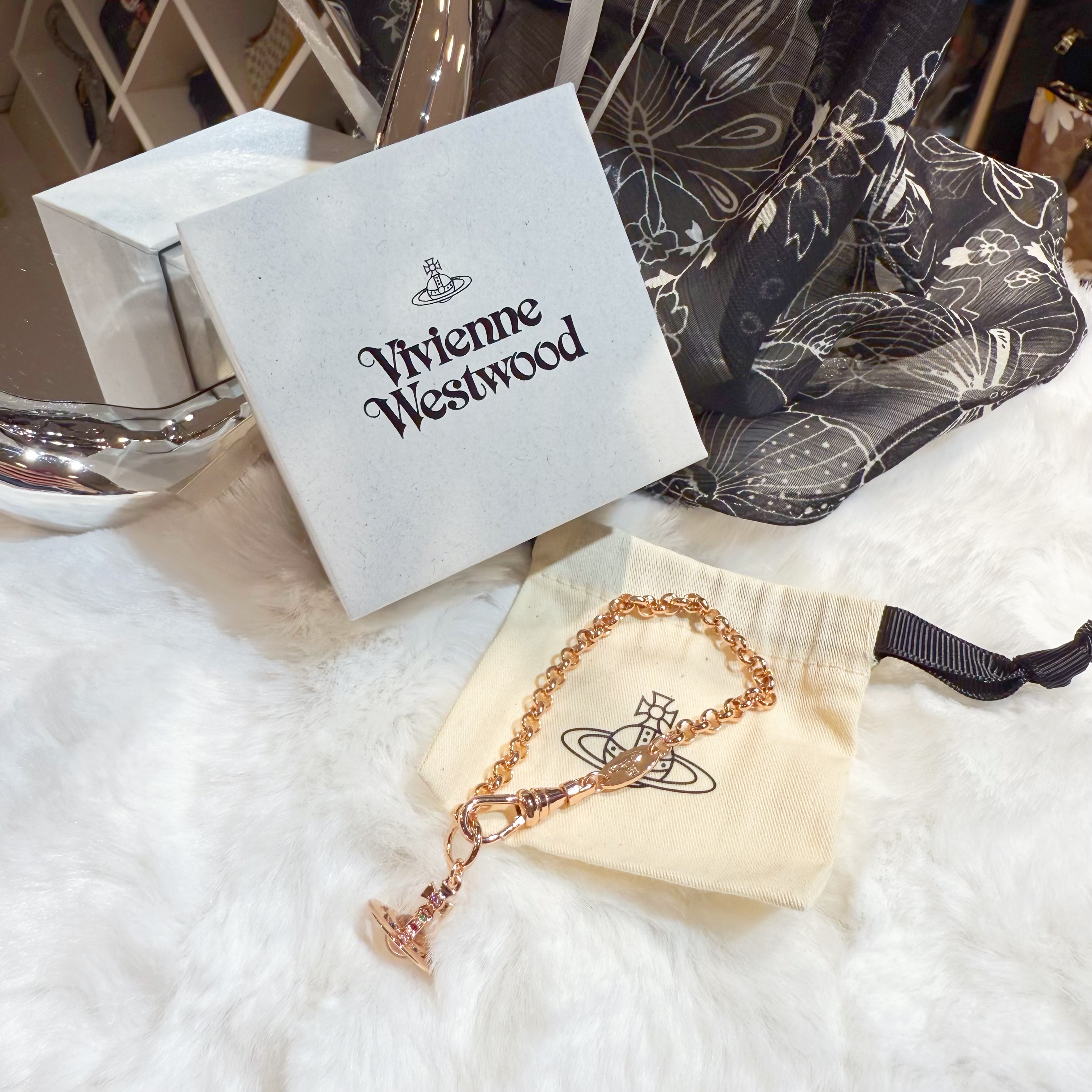 Vivienne Westwood 3d bracelet RG