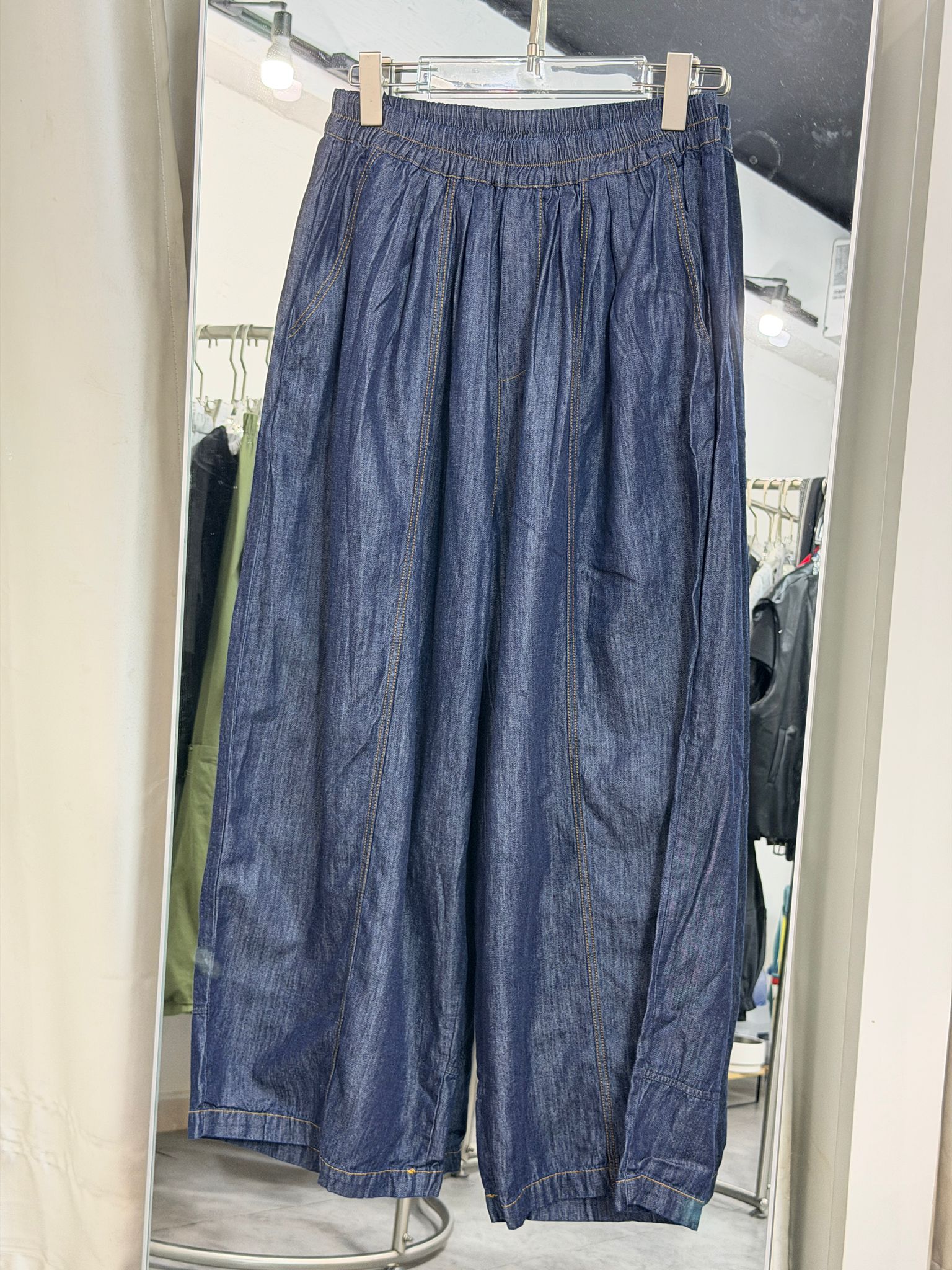 寬鬆休閒牛仔褲