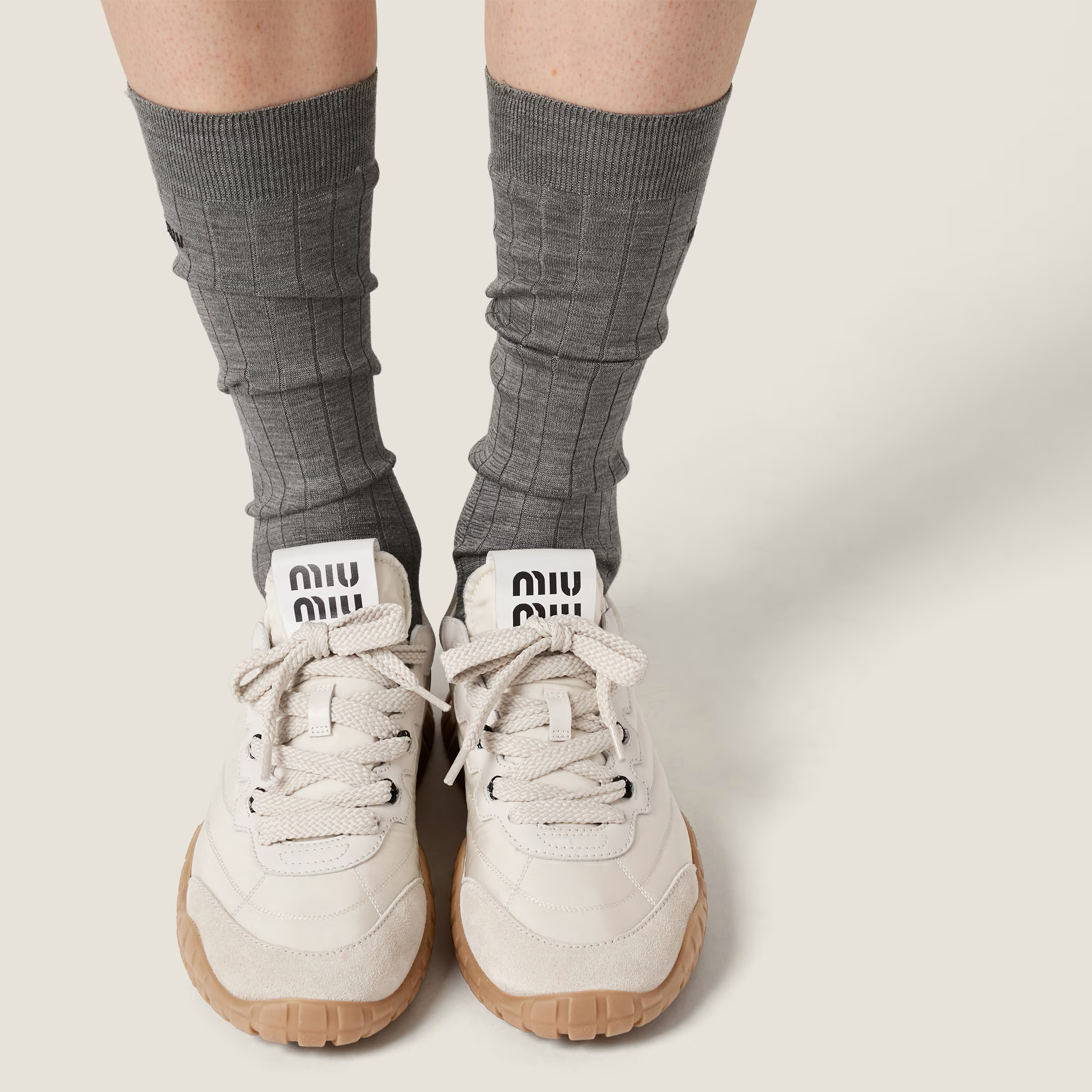 限時優惠✨訂貨🍒MIUMIU TYRE sneaker  Size 36/36.5/37.5/38/38.5/39/40