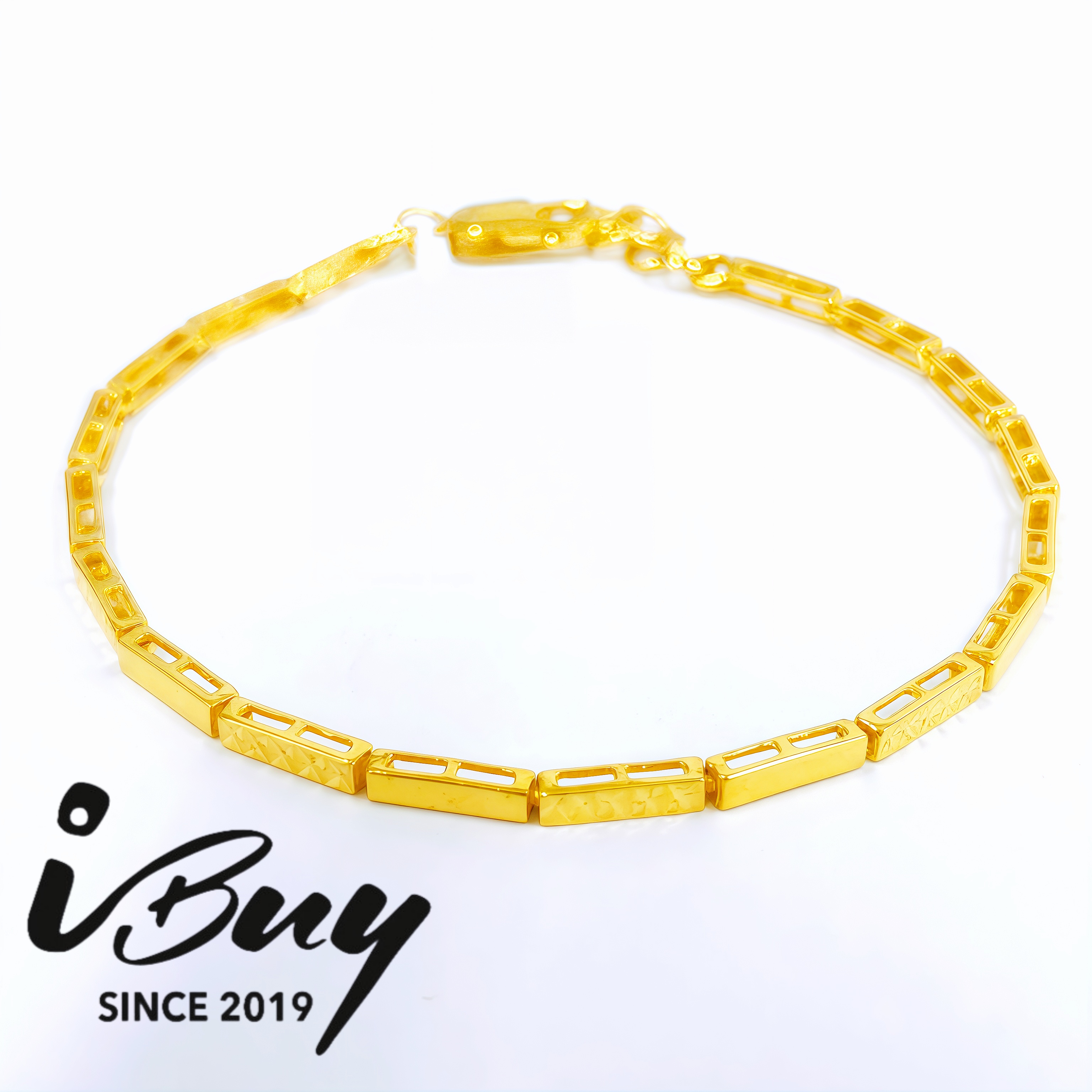 916 GOLD HP MIXED D.CUT FANCY BRACELET  916 金 镂空长方形菱格手链