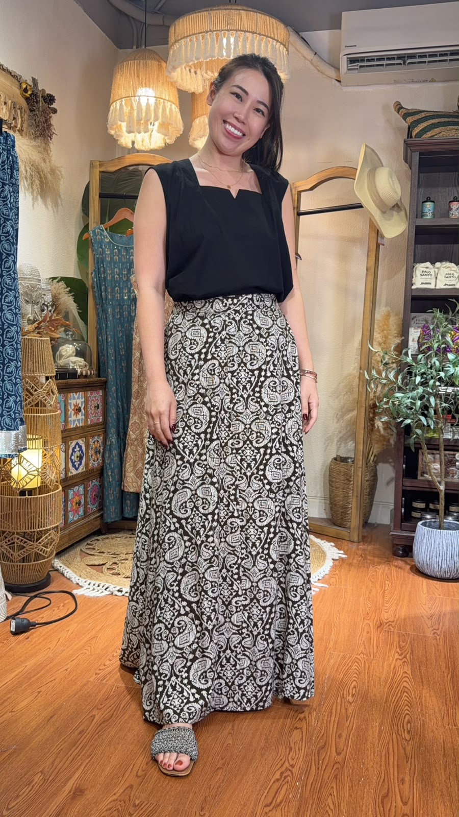 3146 Coffee Wooden Pattern Paisley A-Line Skirt 39"